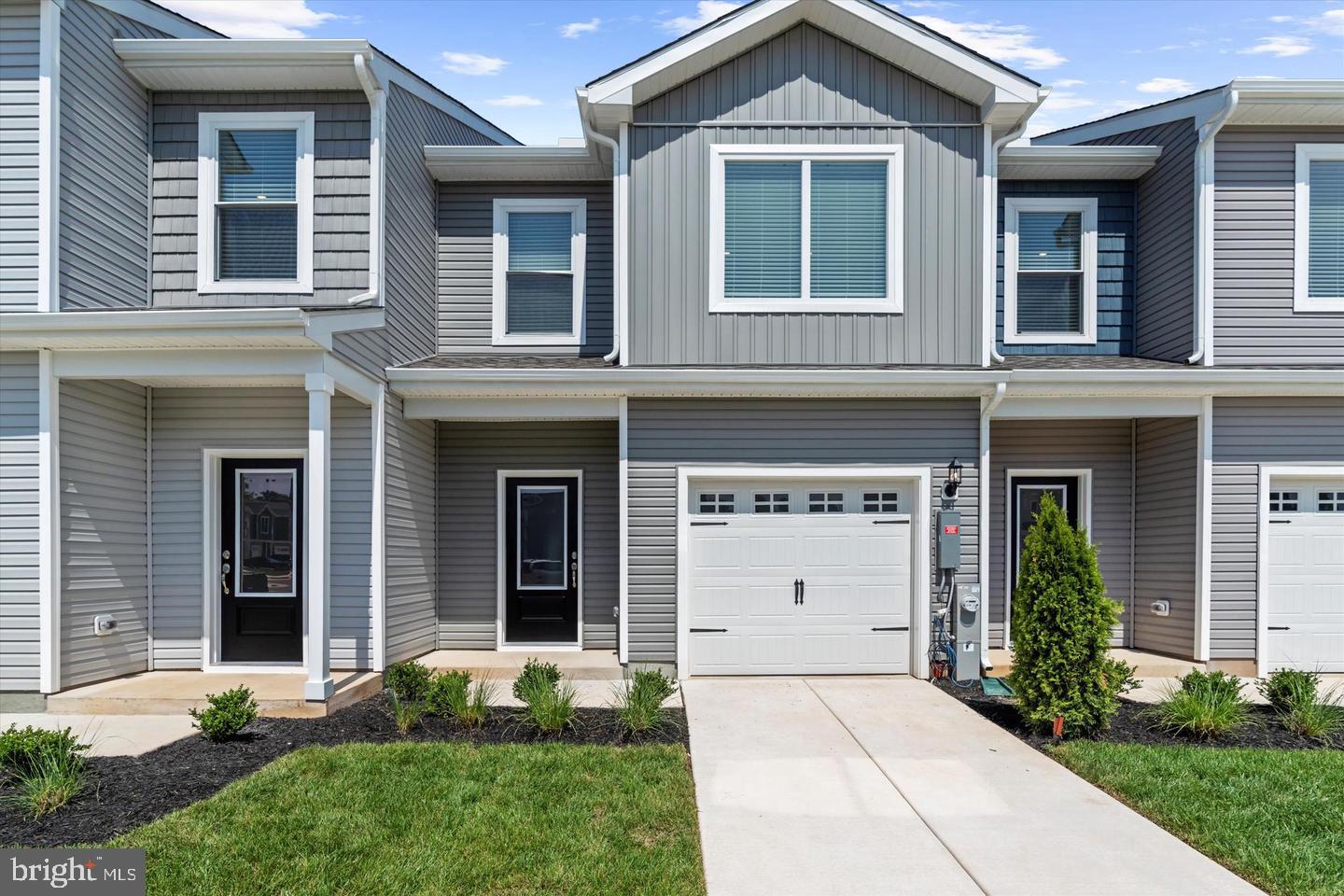 8131 BARTHOLOMEW COURT
