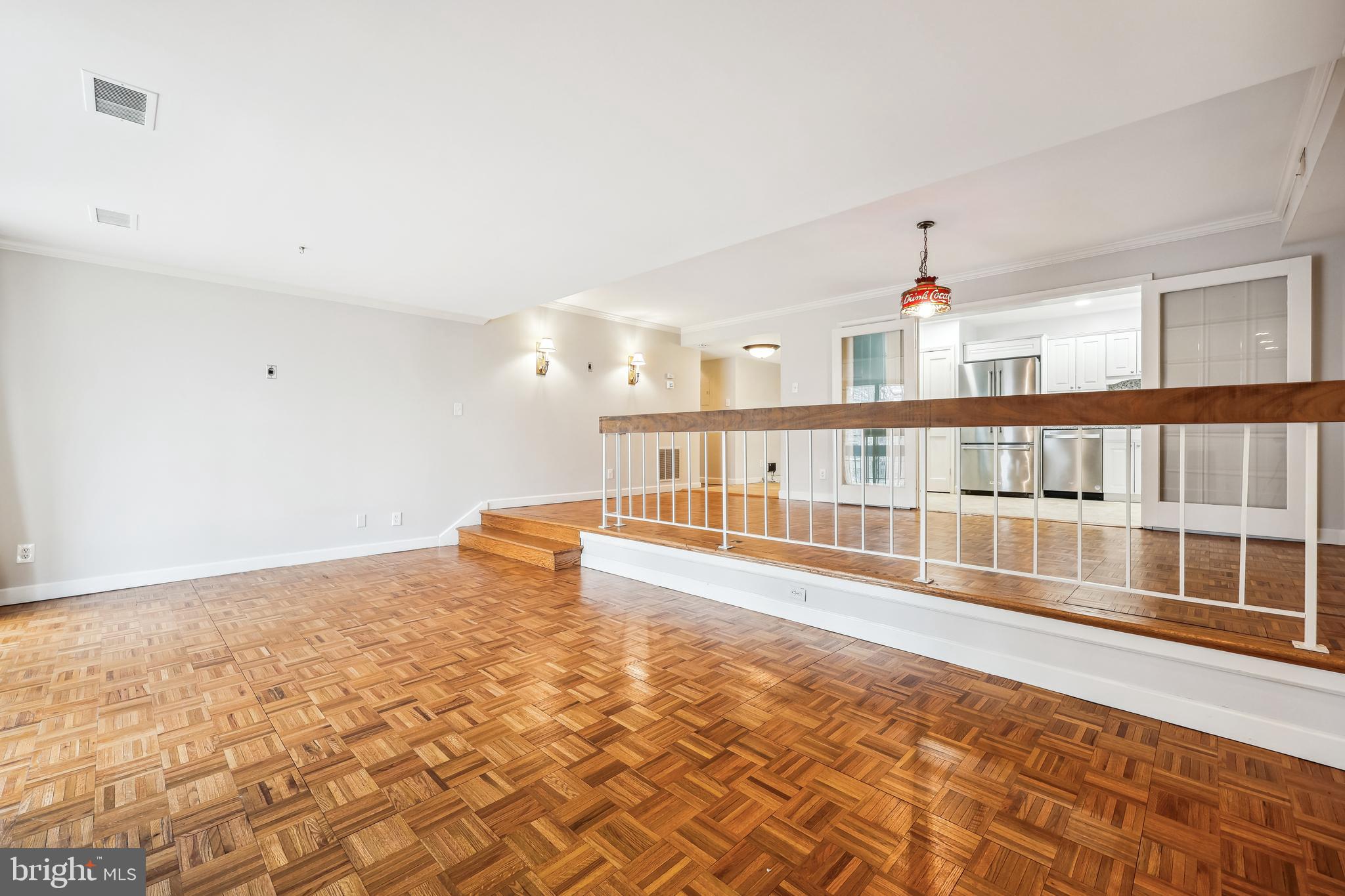 SUMNER VILLAGE - Residential