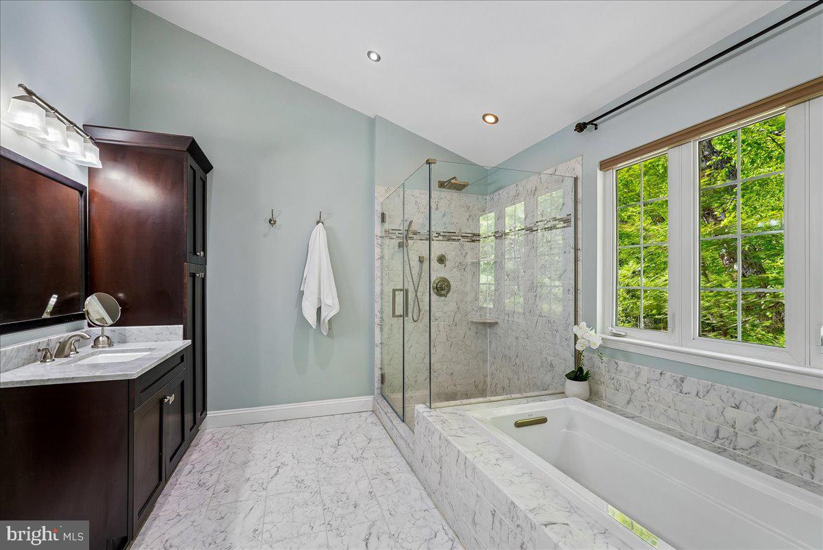 BALMORAL GREENS - Residential