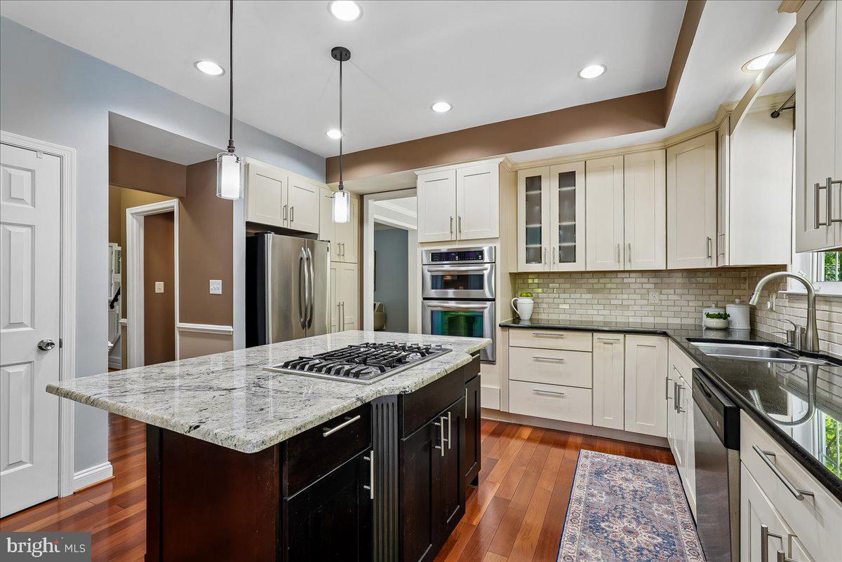 BALMORAL GREENS - Residential