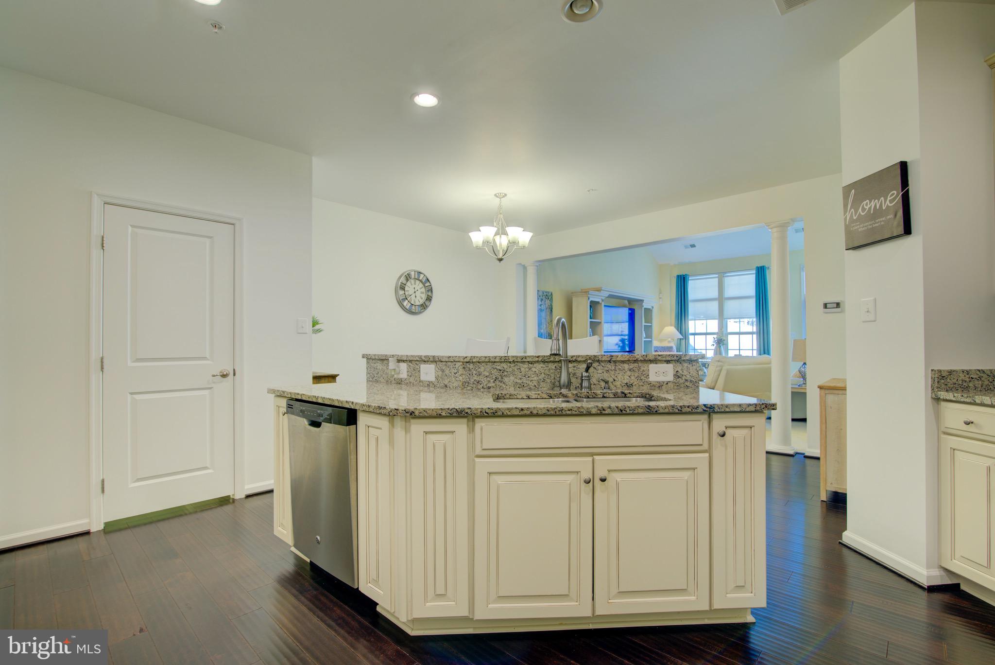 3063 MOONLIGHT PLACE