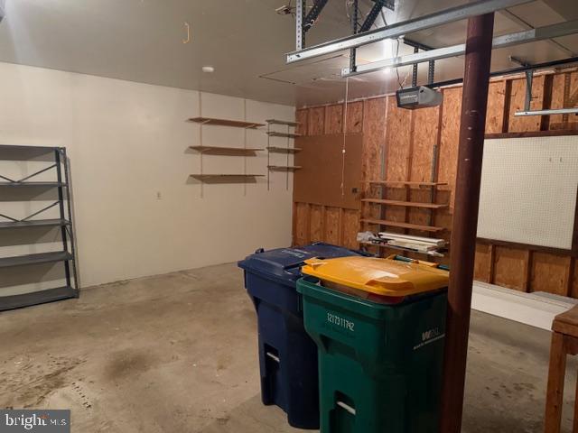 OAK TERRACE - Residential