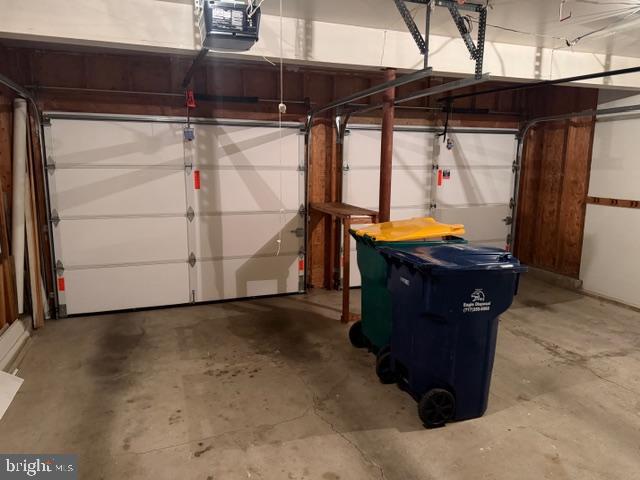 OAK TERRACE - Residential