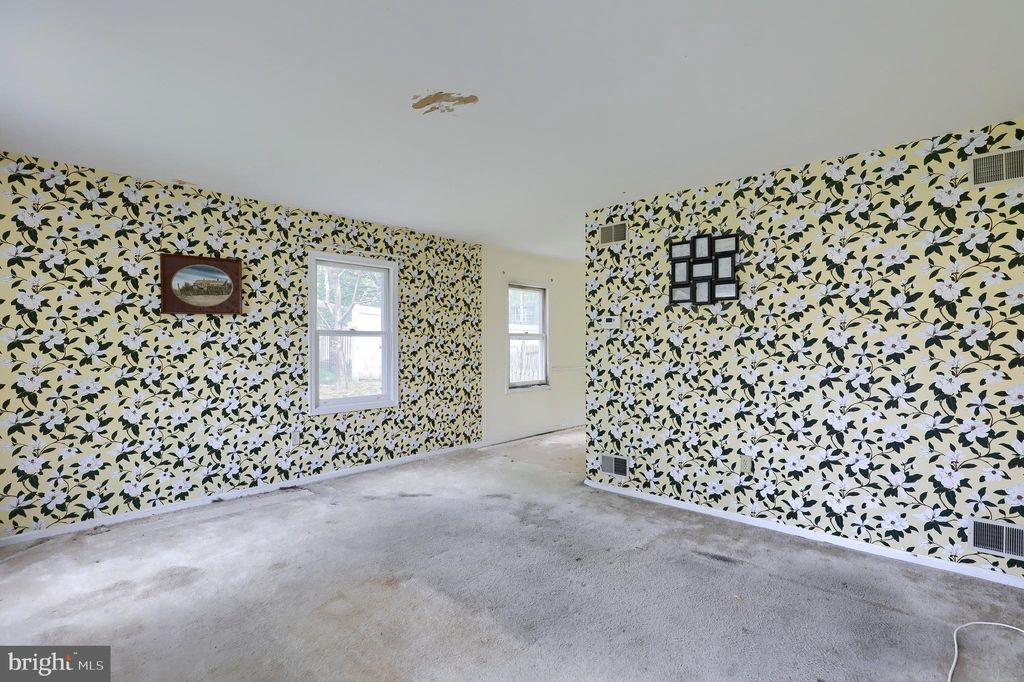 Photo of 145 RIDINGS WAY, LANCASTER, PA 17601 (MLS # PALA2034052)