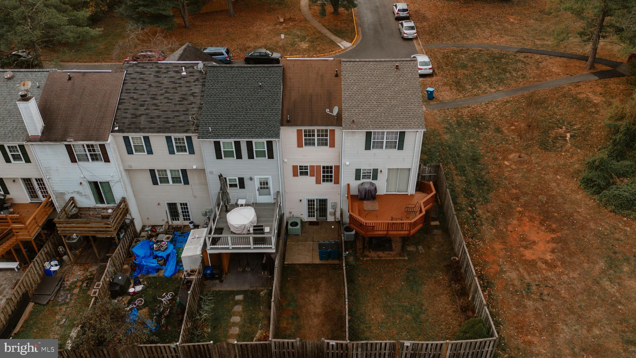 COUNTRYSIDE - Residential