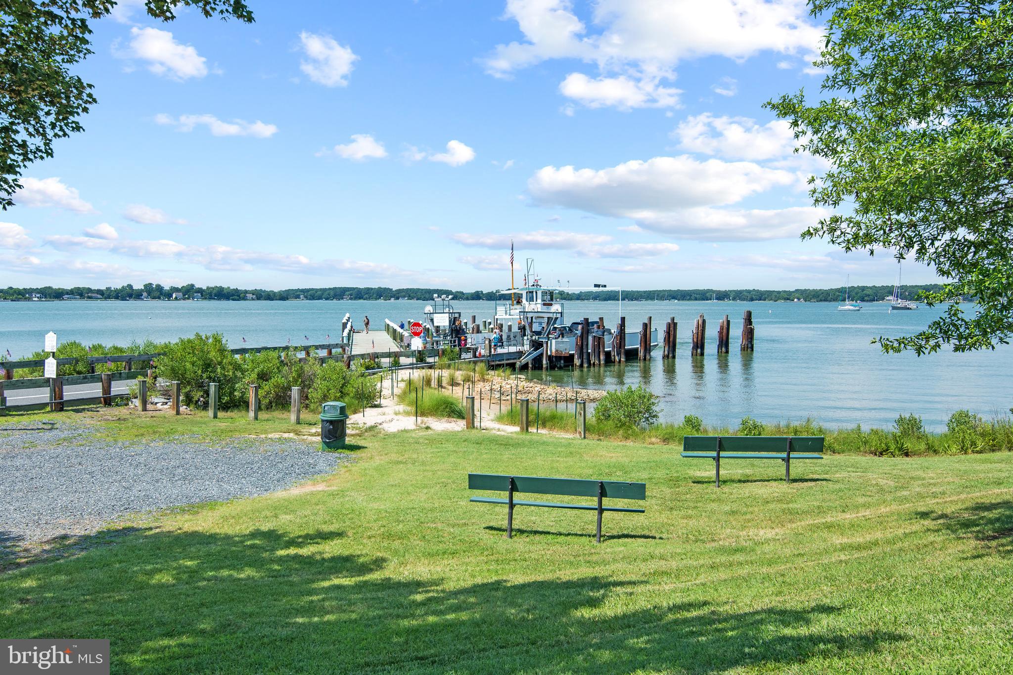 OXFORD - Commercial Sale