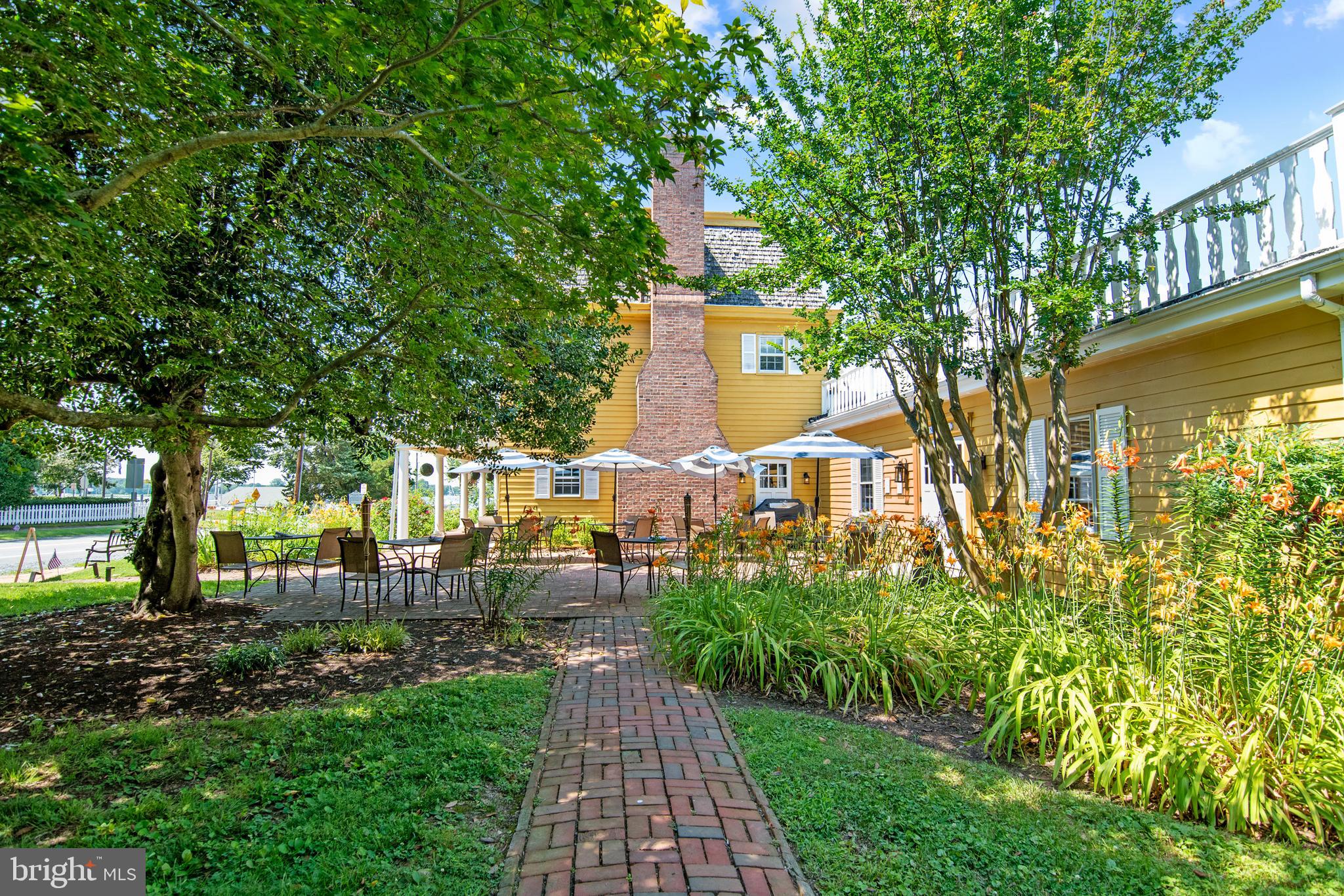 314 N MORRIS STREET