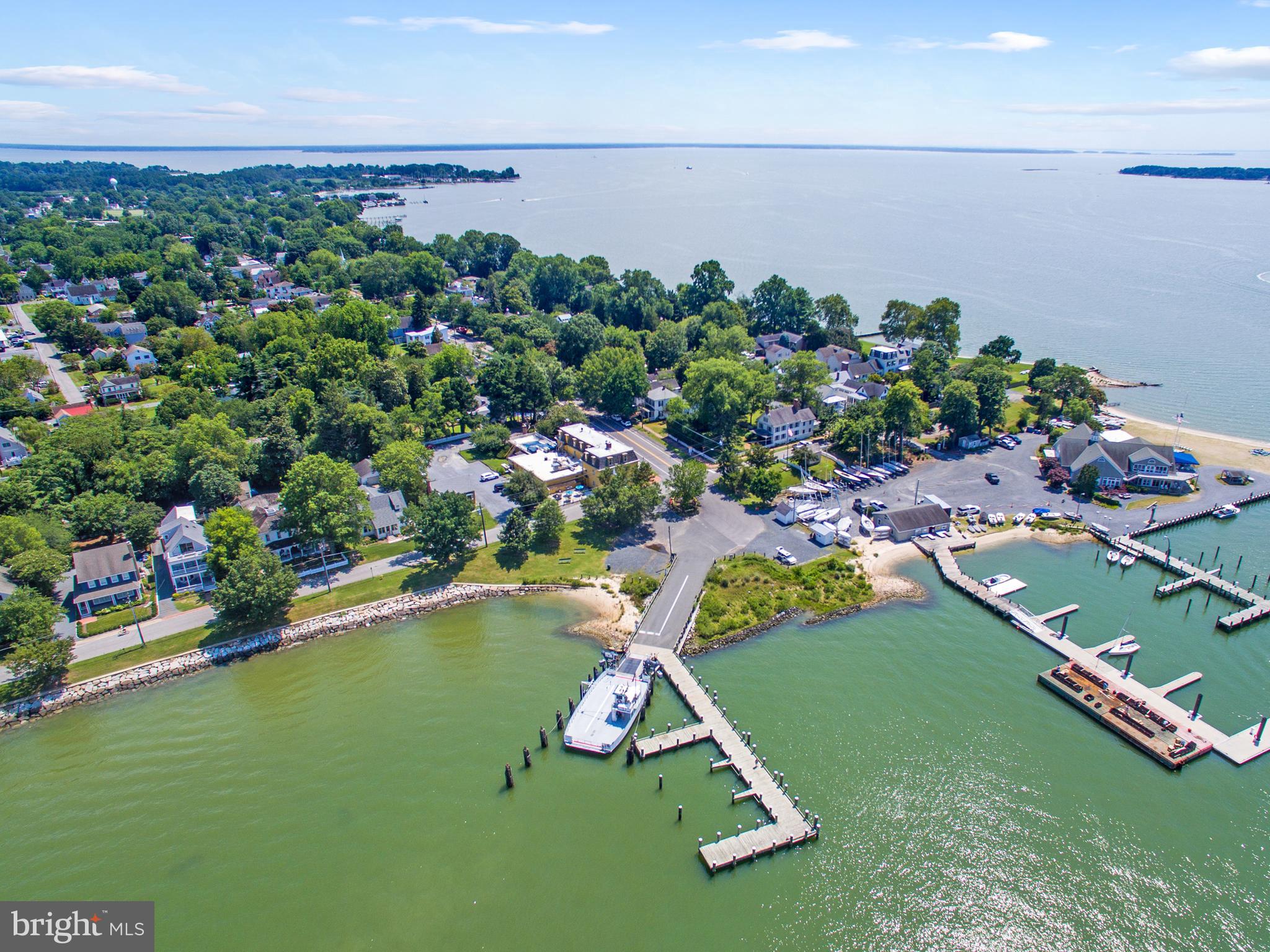 OXFORD - Commercial Sale