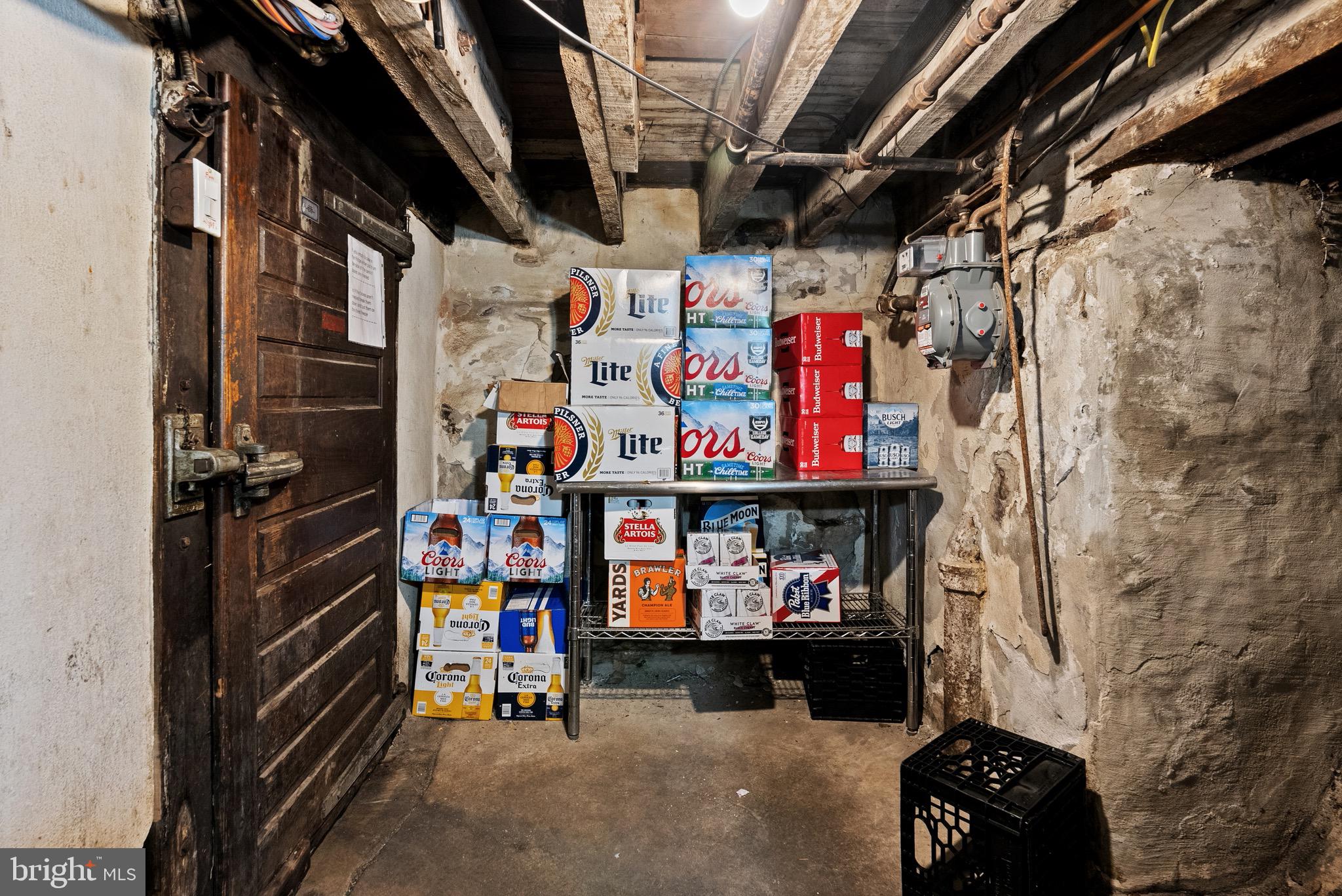 PHILADELPHIA - Commercial Sale