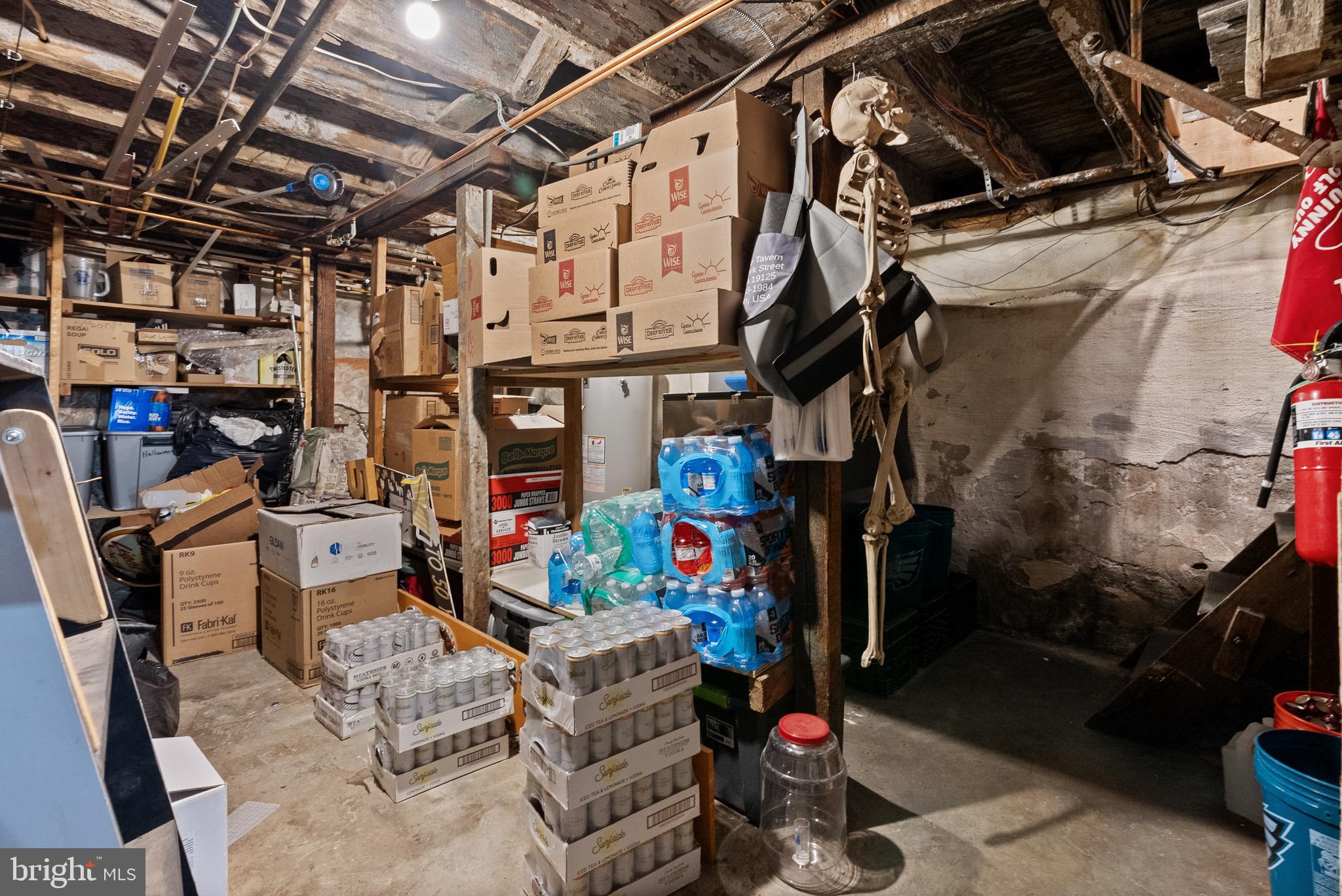 PHILADELPHIA - Commercial Sale