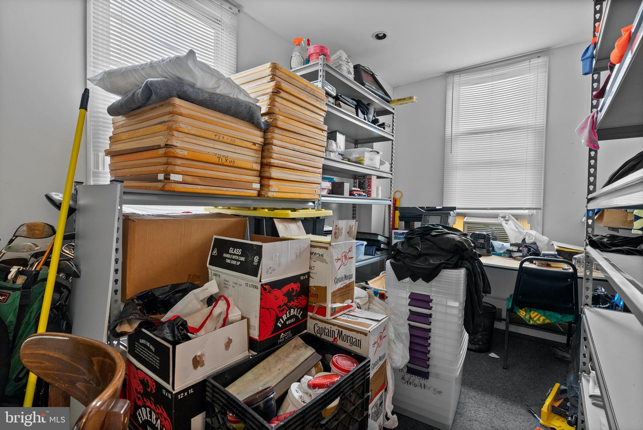 PHILADELPHIA - Commercial Sale