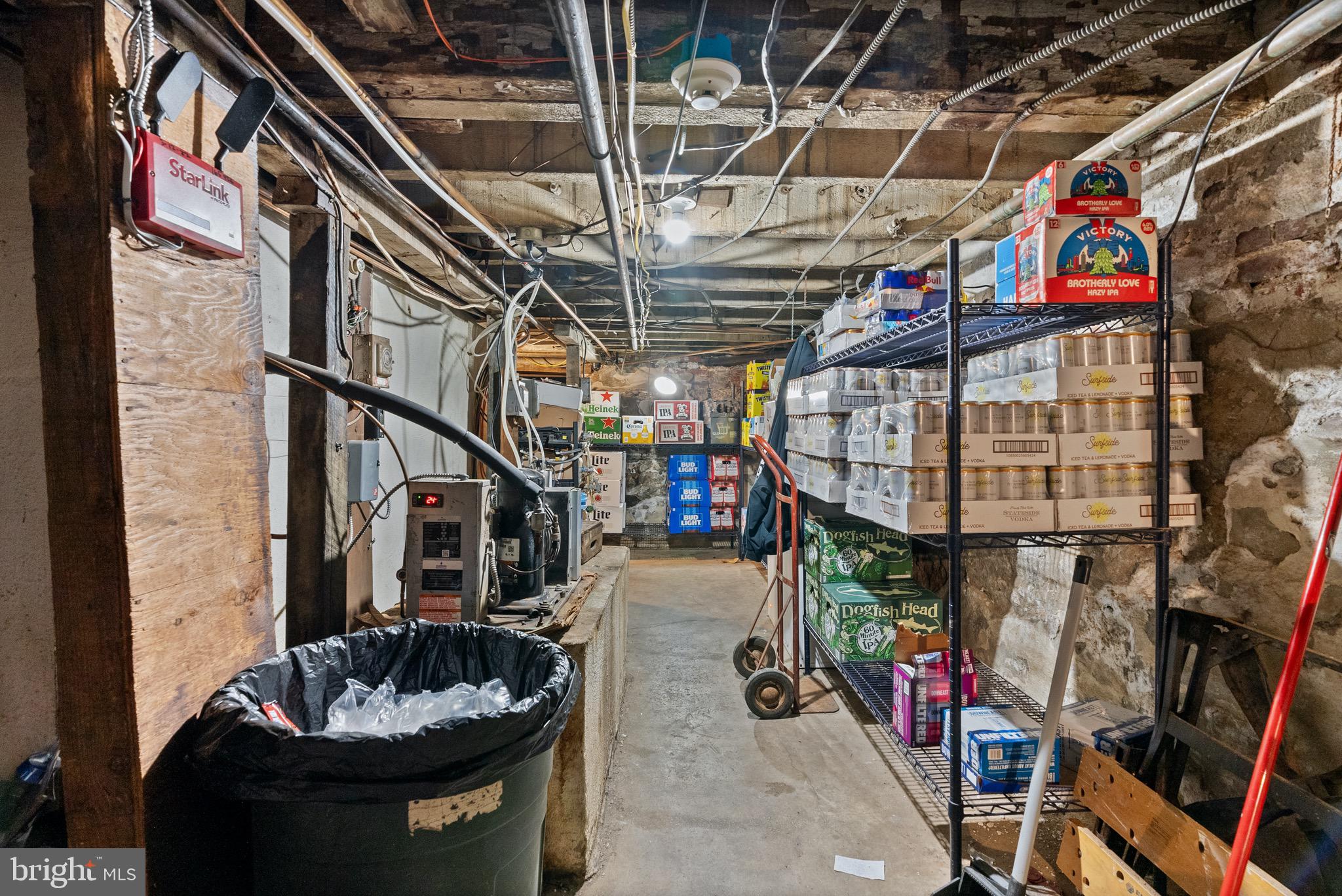 PHILADELPHIA - Commercial Sale