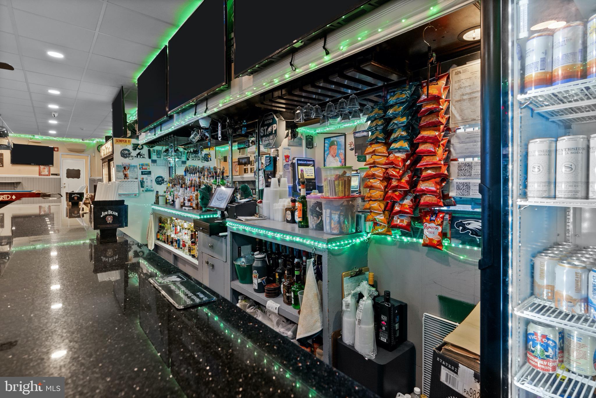 PHILADELPHIA - Commercial Sale