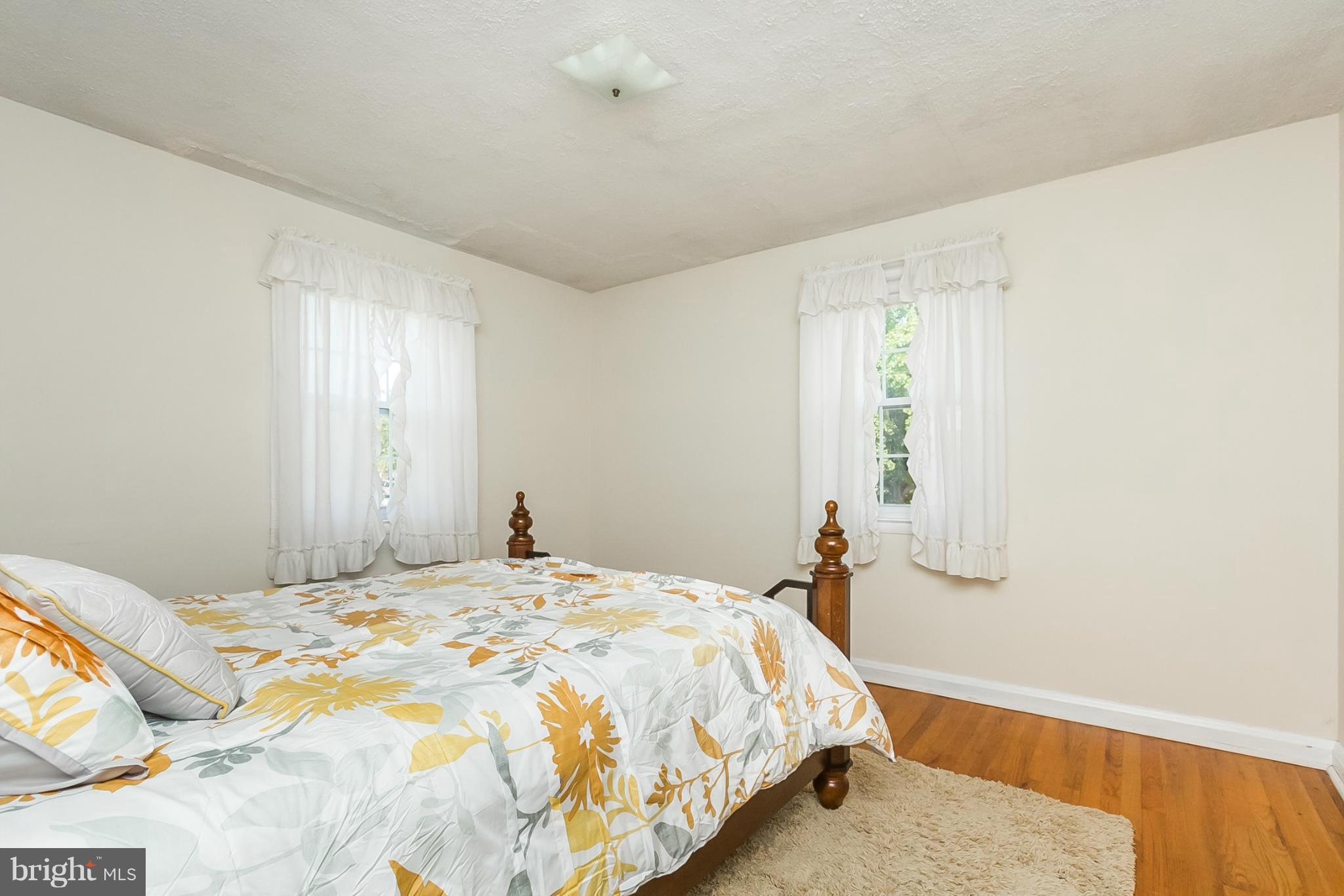 GARDENVILLE - Residential