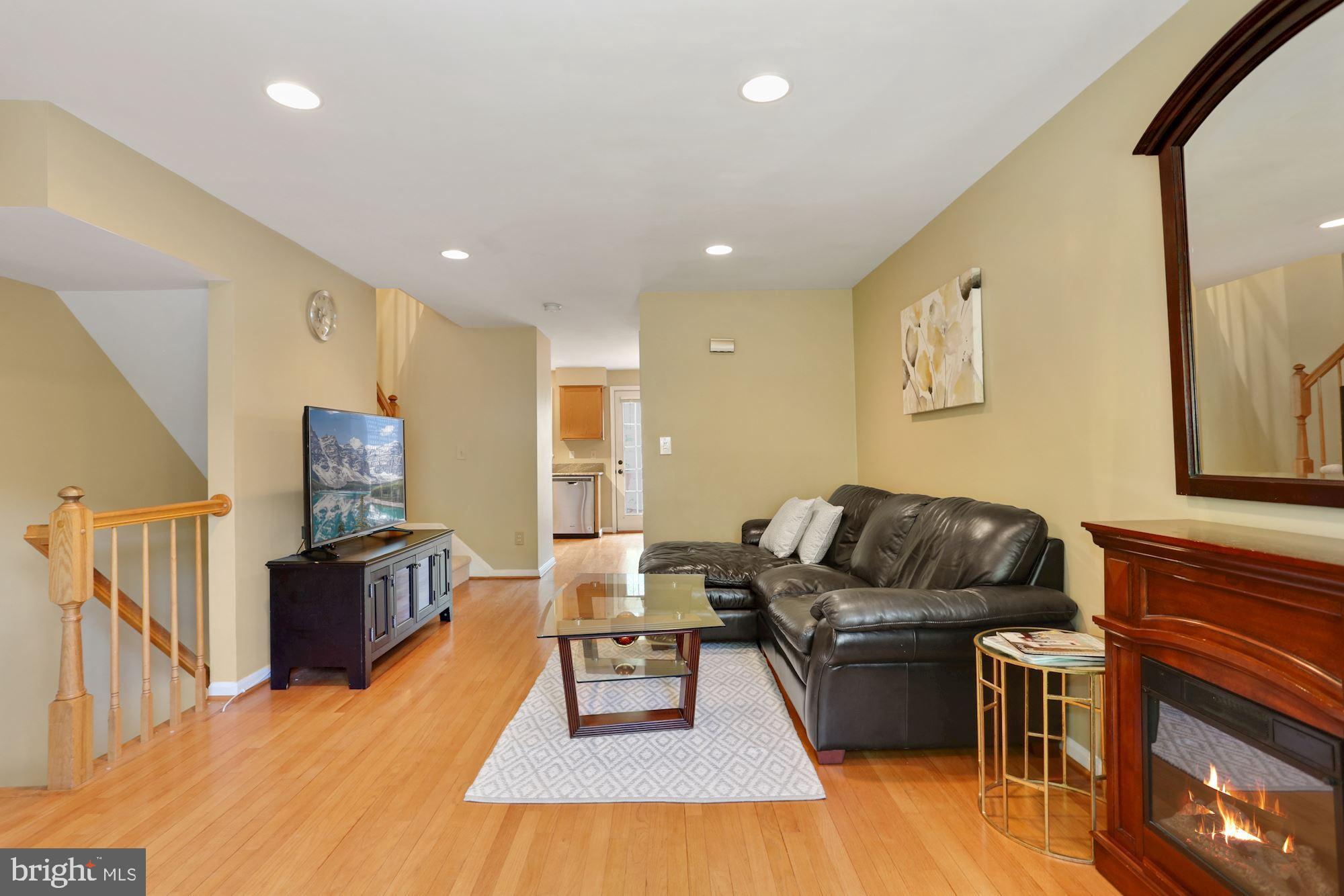 GUM SPRINGS - Residential