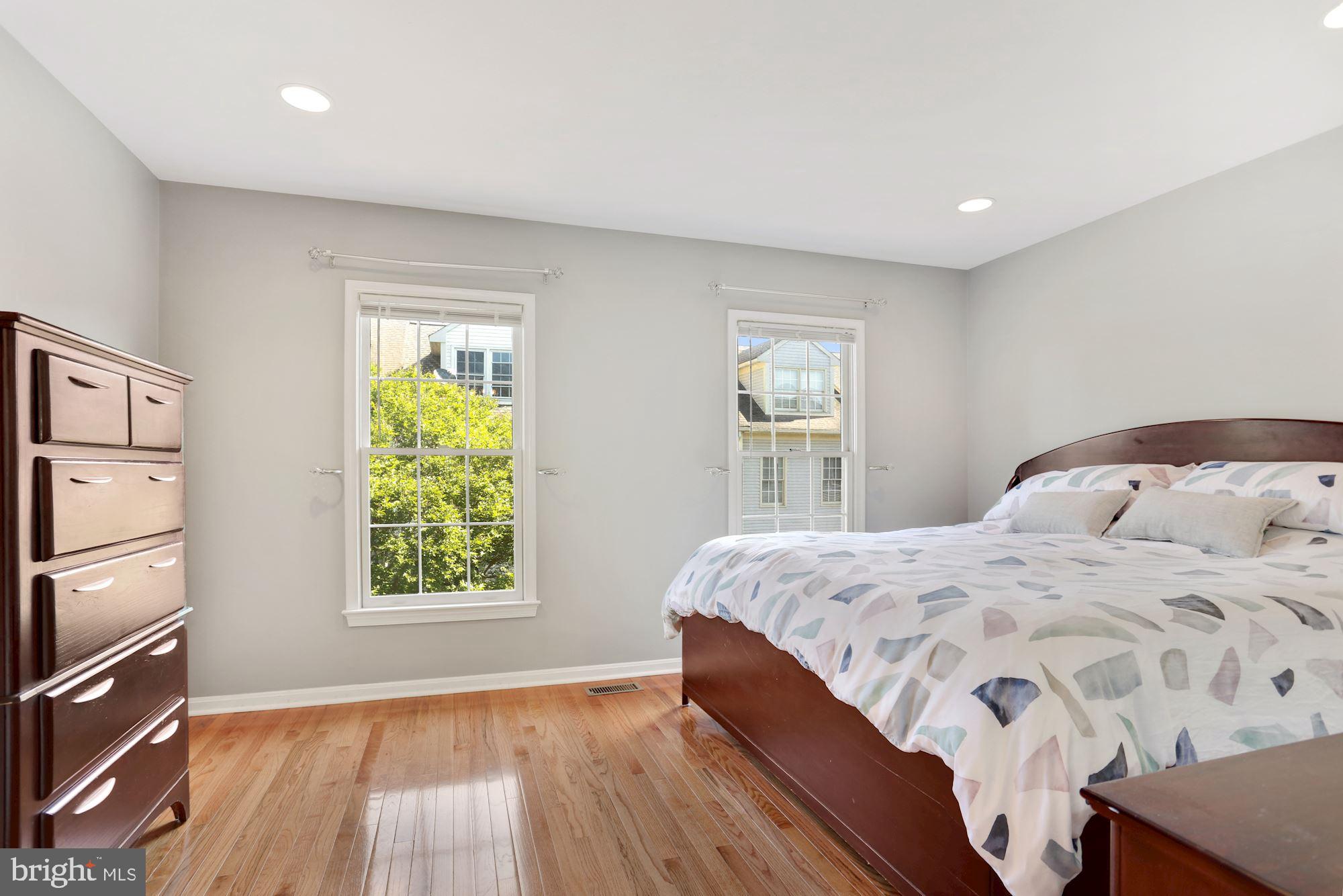 GUM SPRINGS - Residential