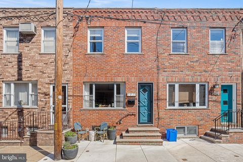 1911 S ISEMINGER STREET PHILADELPHIA PA 19148