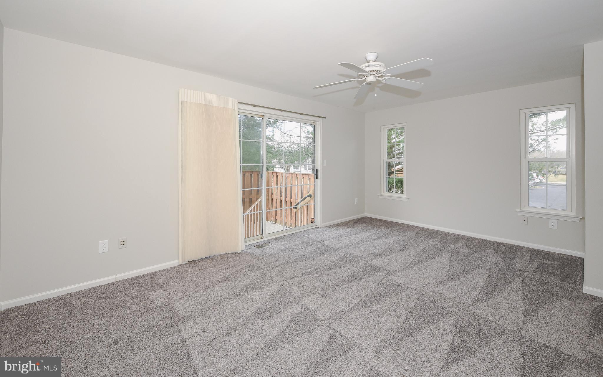 MAKEFIELD GLEN - Residential