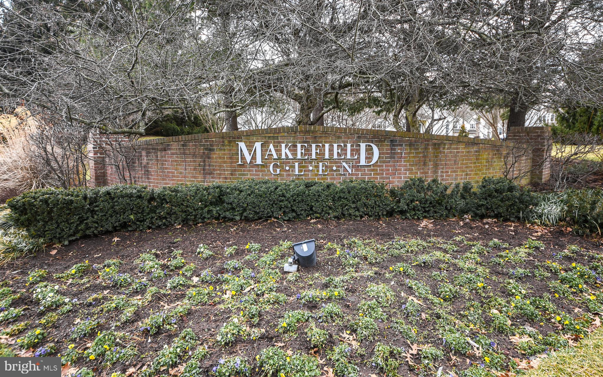 MAKEFIELD GLEN - Residential