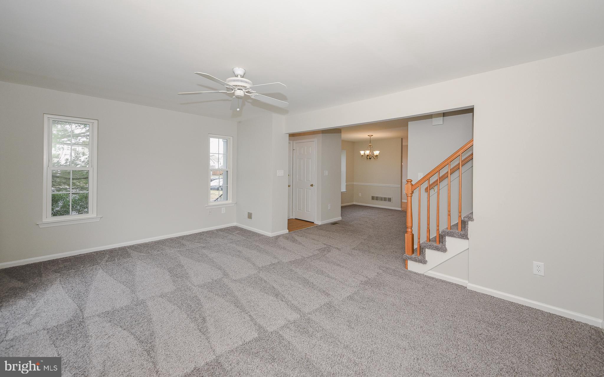 MAKEFIELD GLEN - Residential