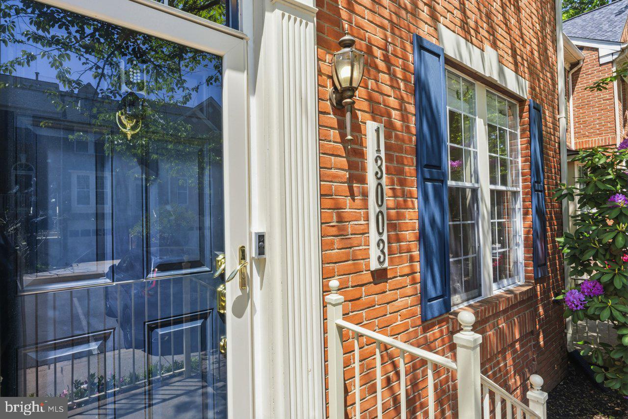 VILLAGE OF CLOPPERS MILL - Residential