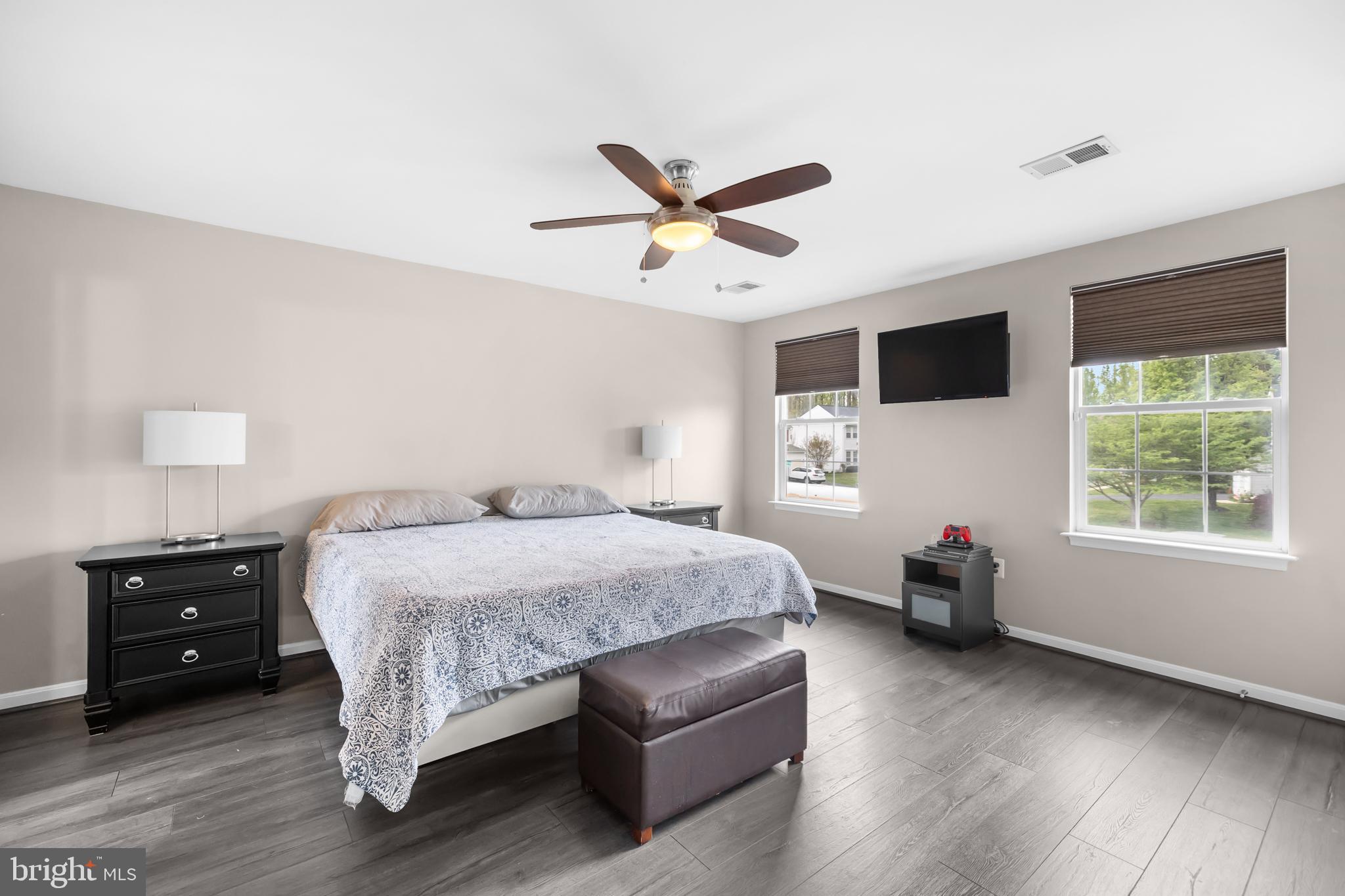 BLOOMS CROSSING - Residential