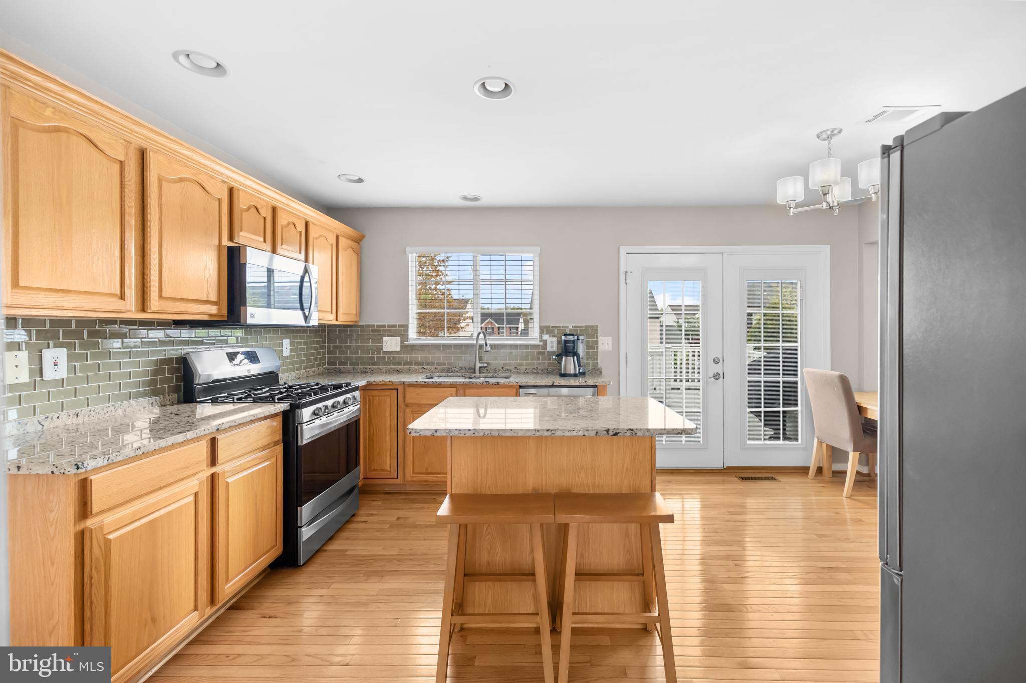 BLOOMS CROSSING - Residential