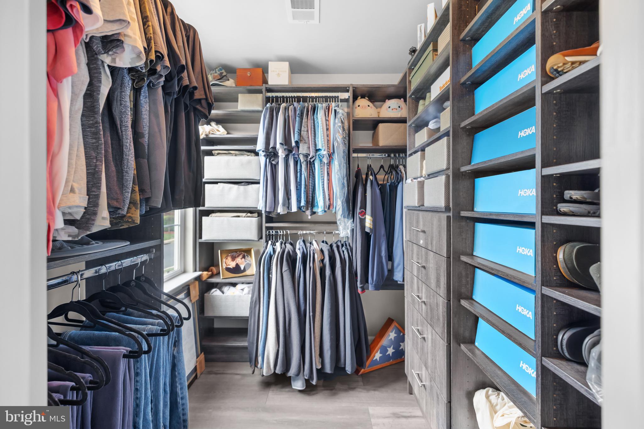 BLOOMS CROSSING - Residential