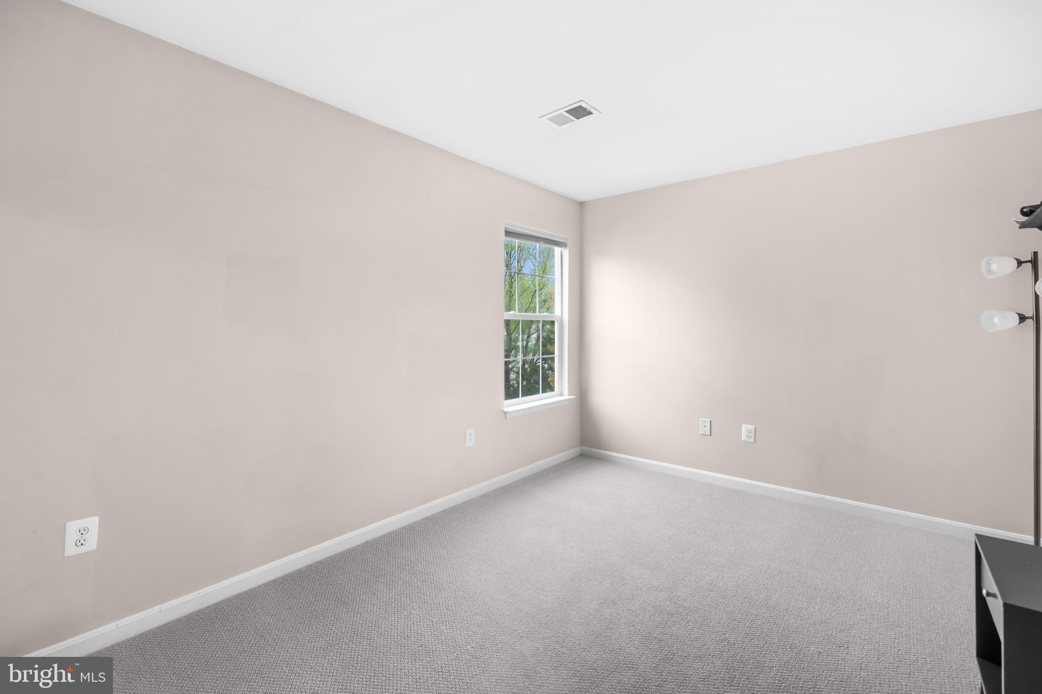 BLOOMS CROSSING - Residential