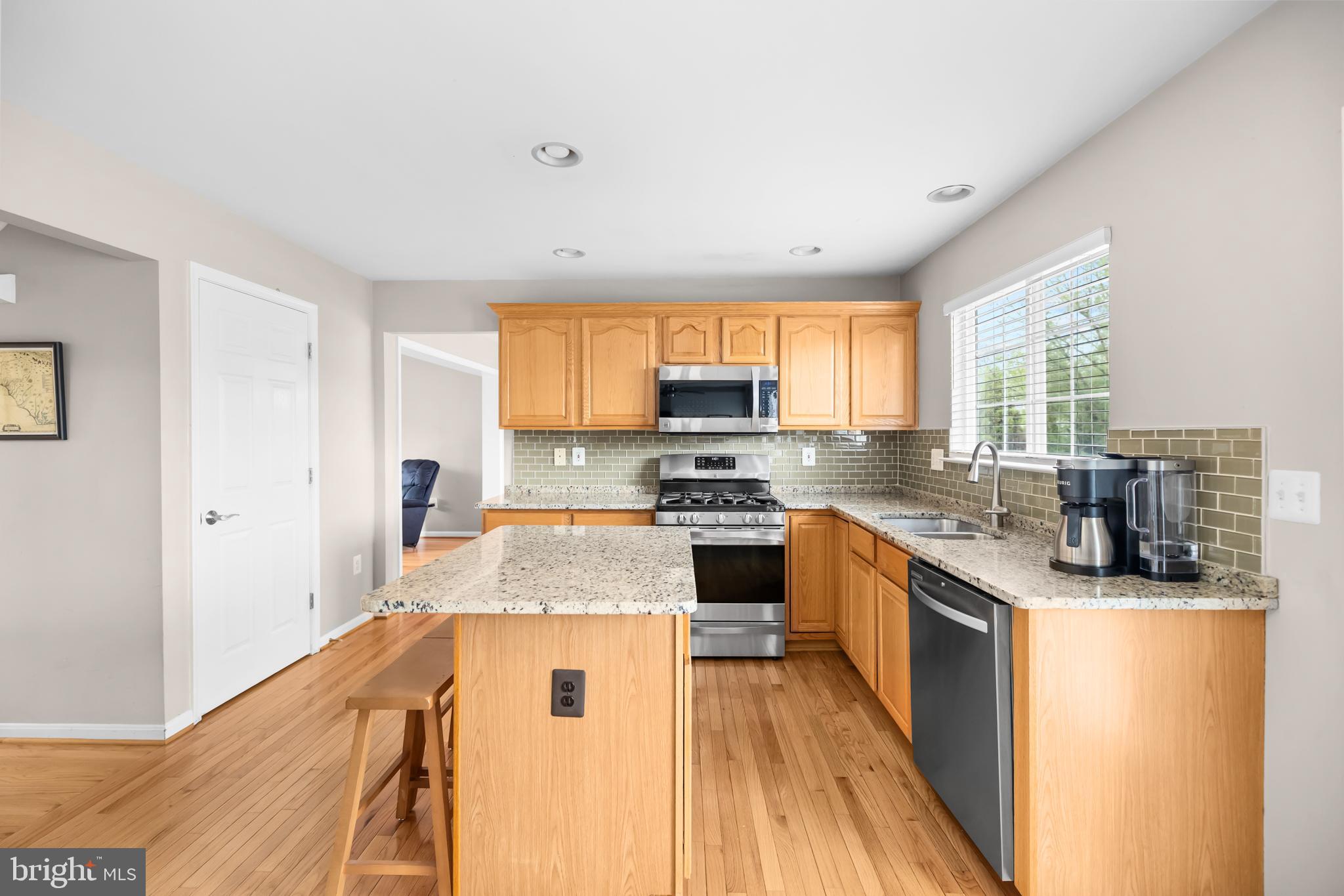 BLOOMS CROSSING - Residential