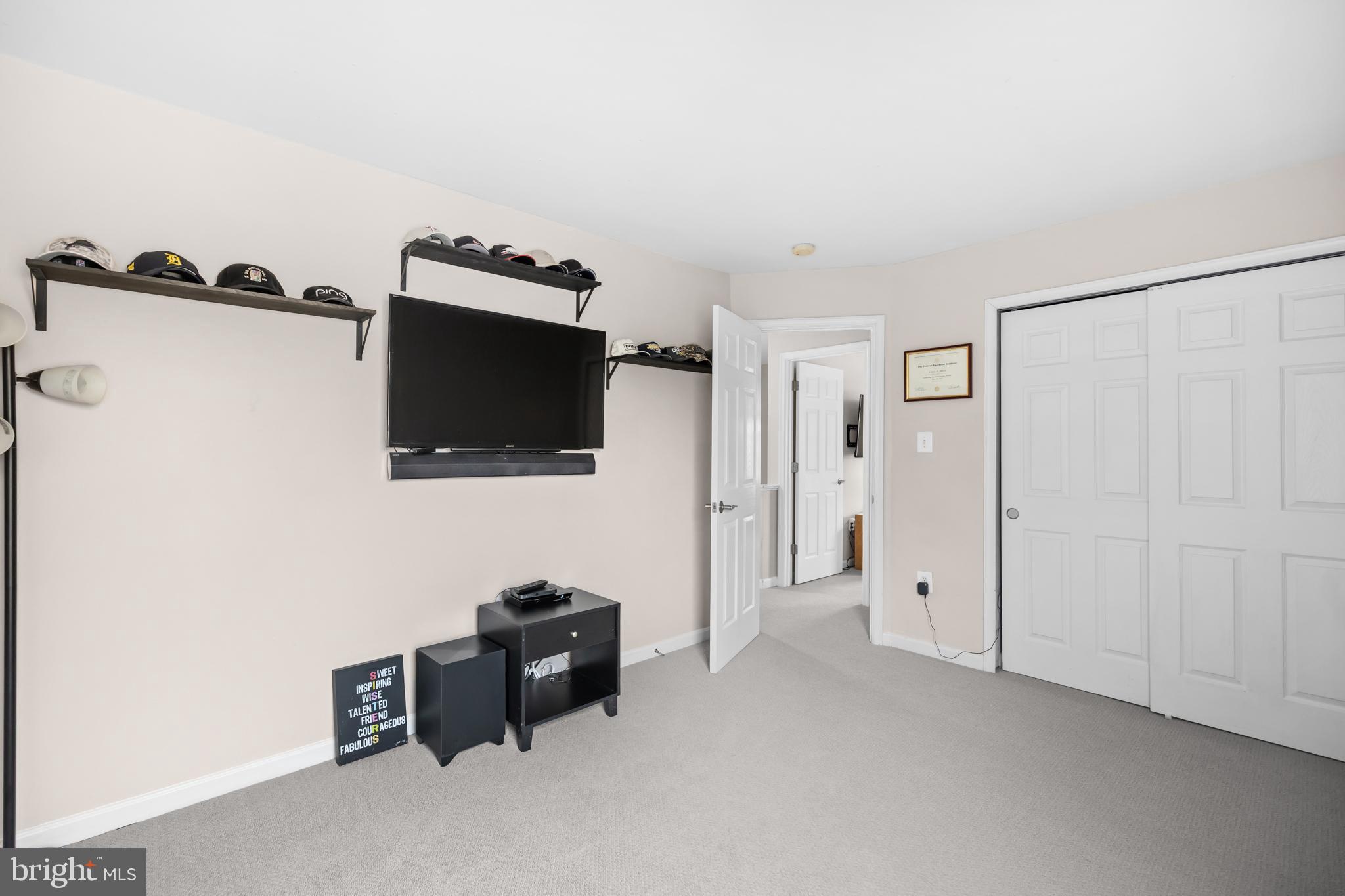 BLOOMS CROSSING - Residential