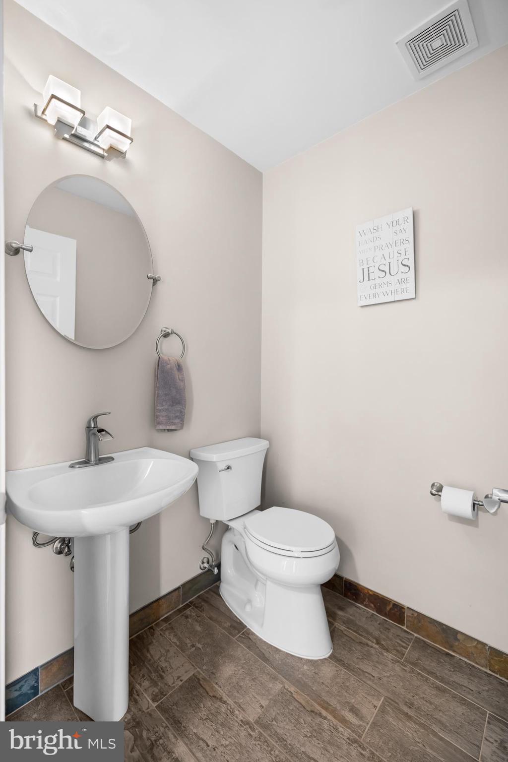 BLOOMS CROSSING - Residential