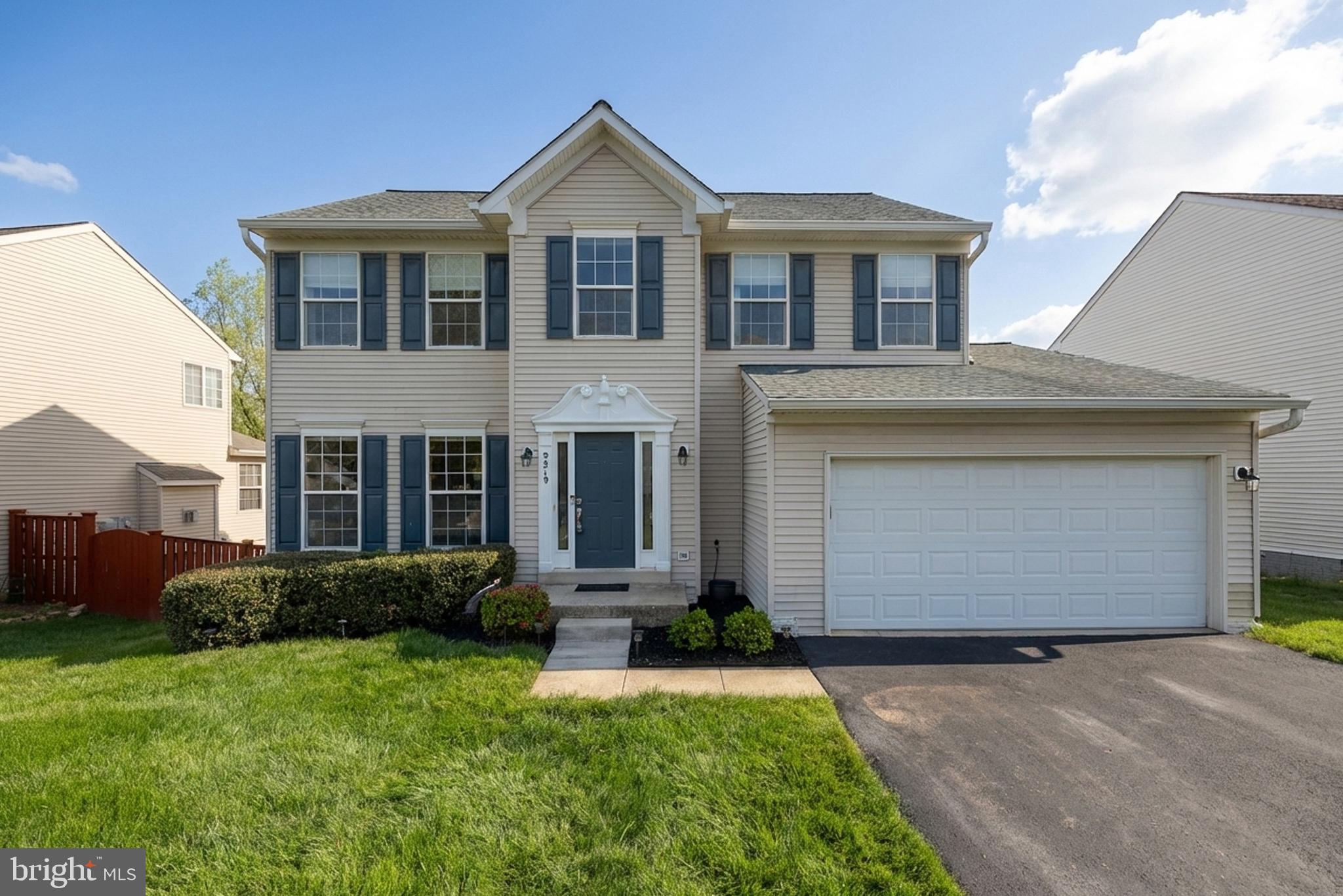 BLOOMS CROSSING - Residential