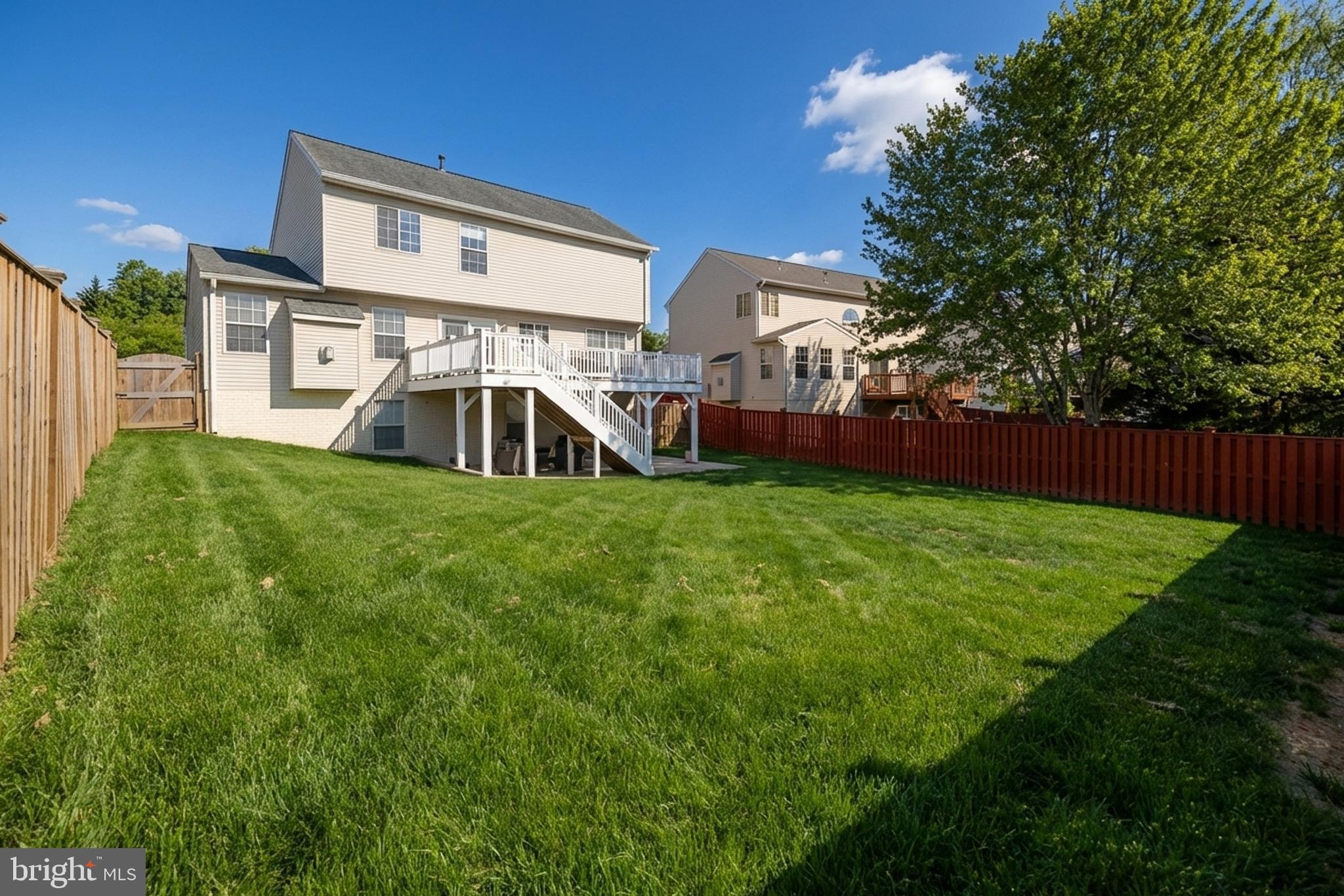 BLOOMS CROSSING - Residential