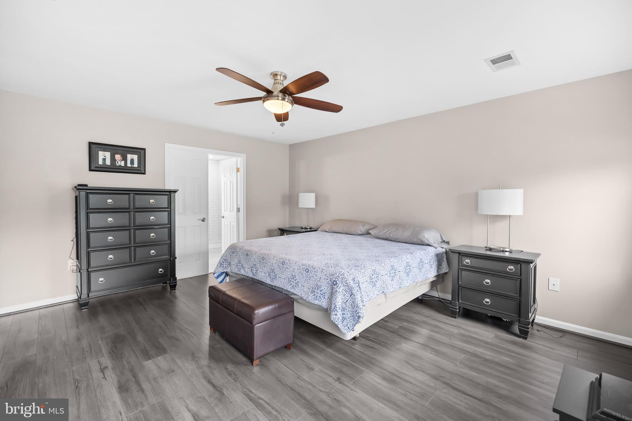 BLOOMS CROSSING - Residential