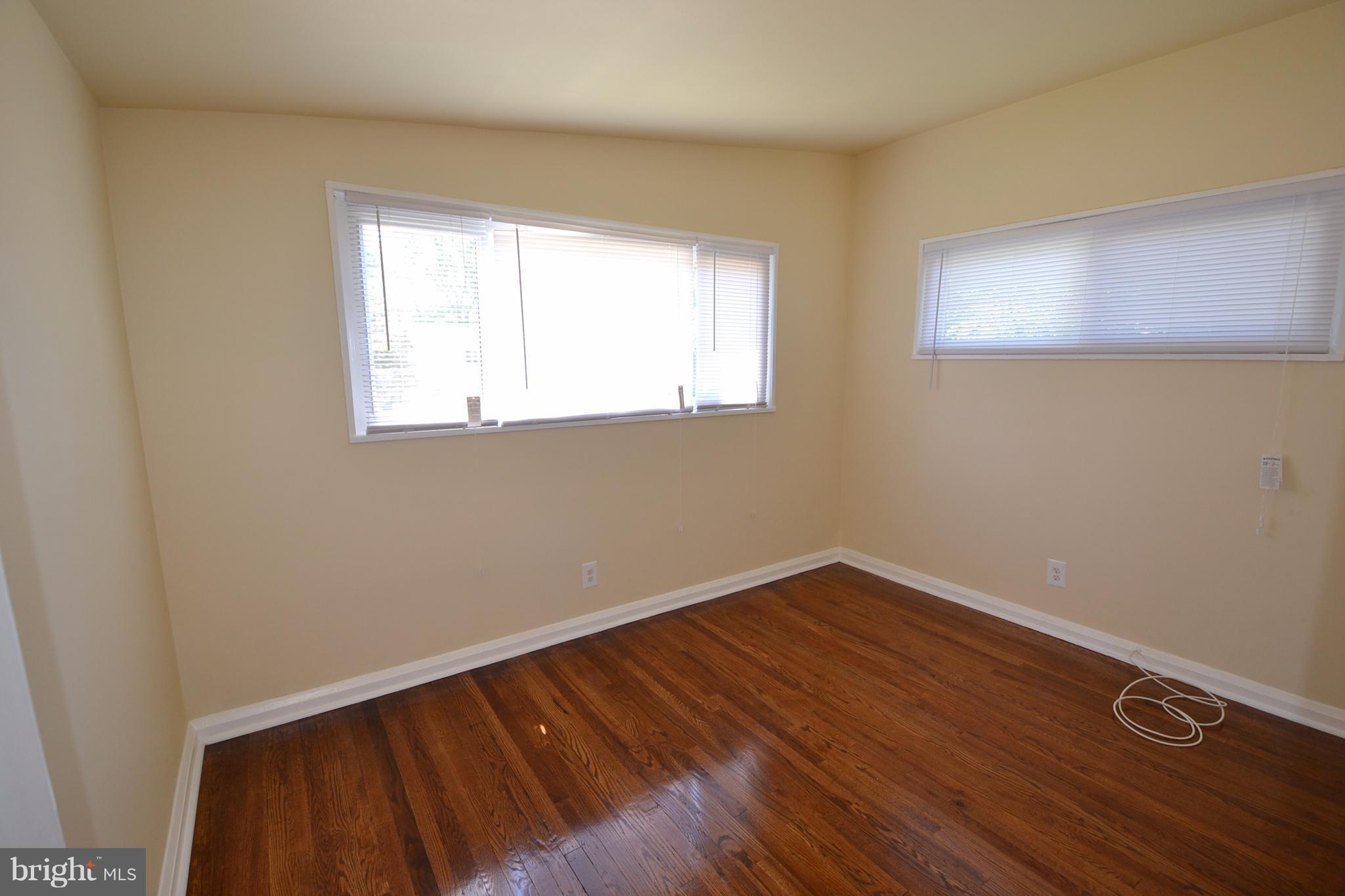 SEVEN MILE - Residential