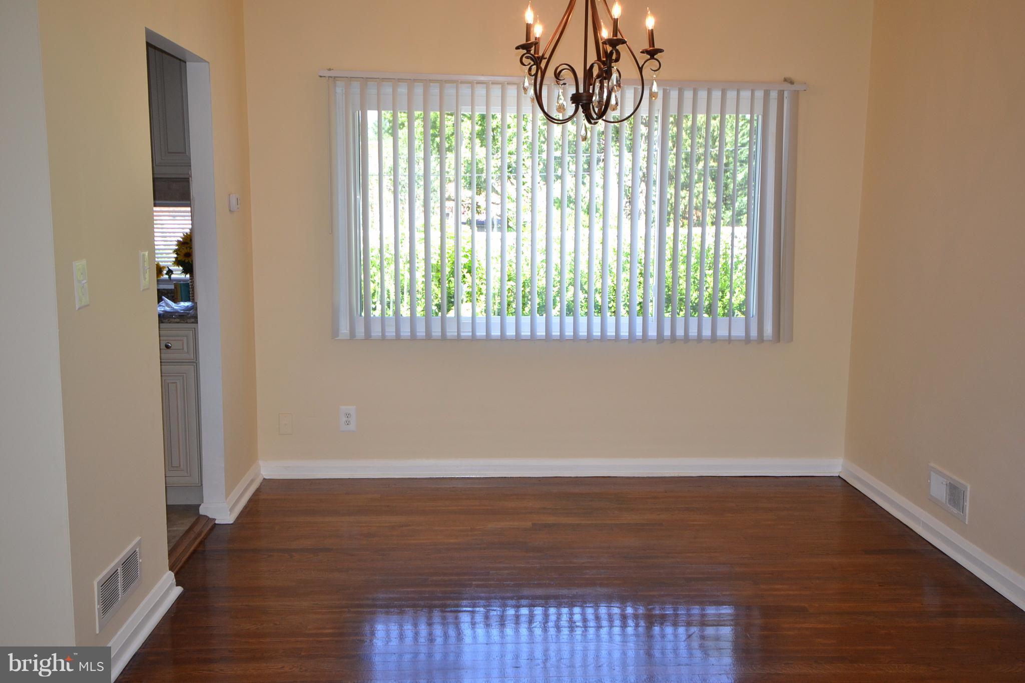 SEVEN MILE - Residential