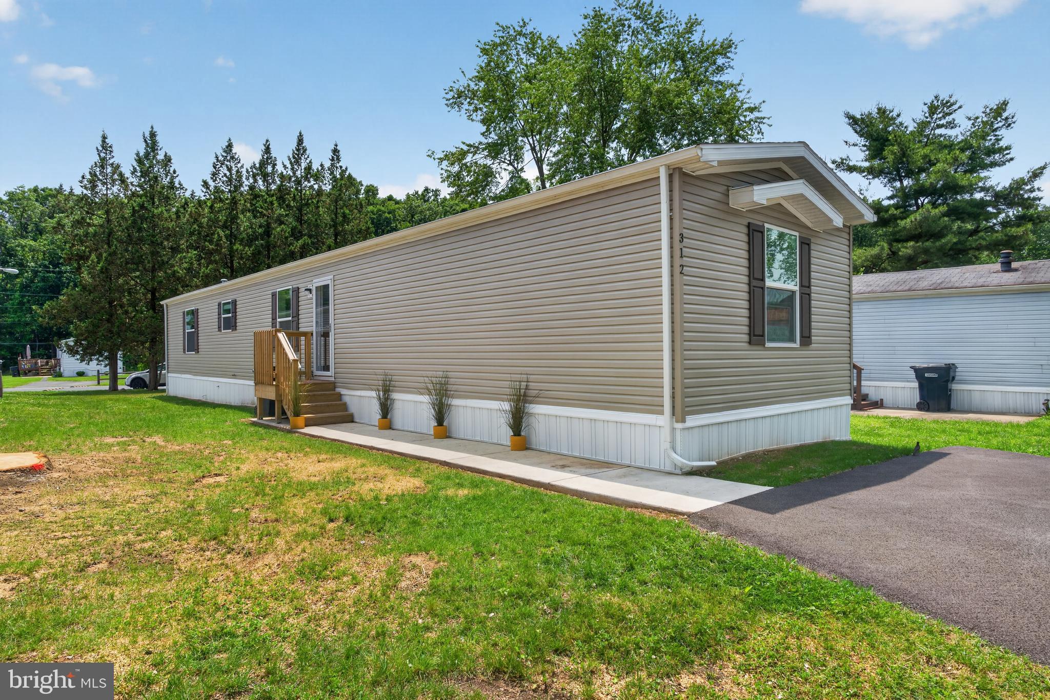 312 BAUERS DRIVE