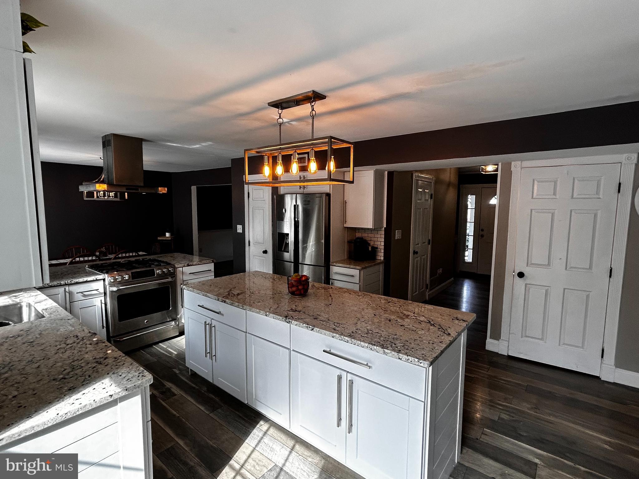 ROSECLIFF POINT - Residential