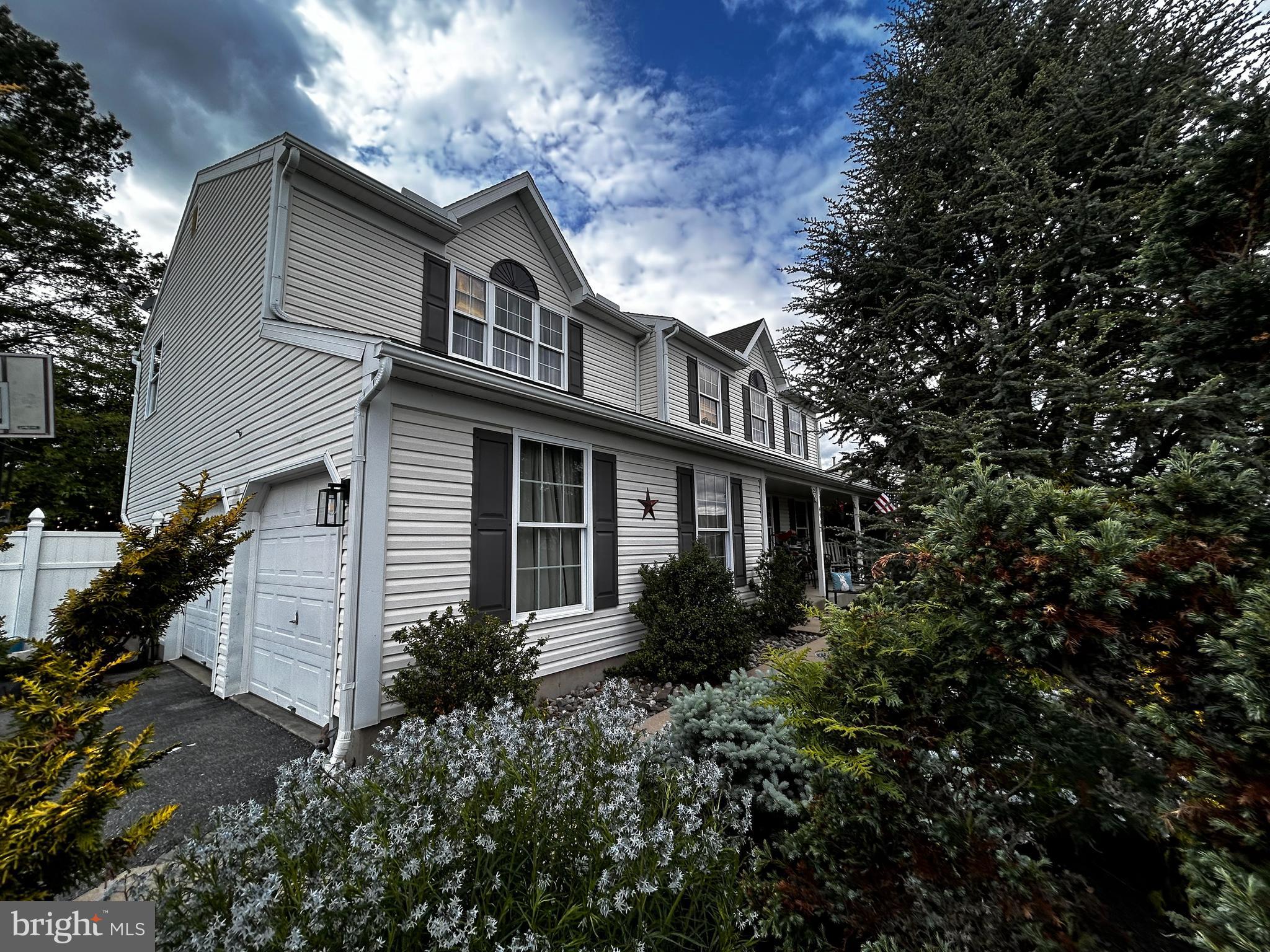4990 PHEASANT RUN COURT