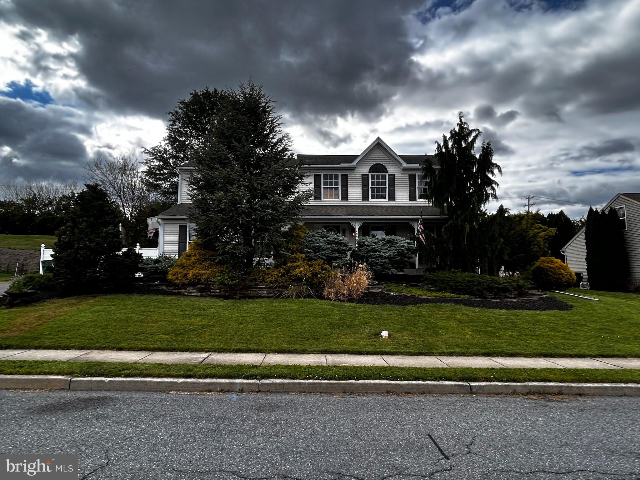 4990 PHEASANT RUN COURT
