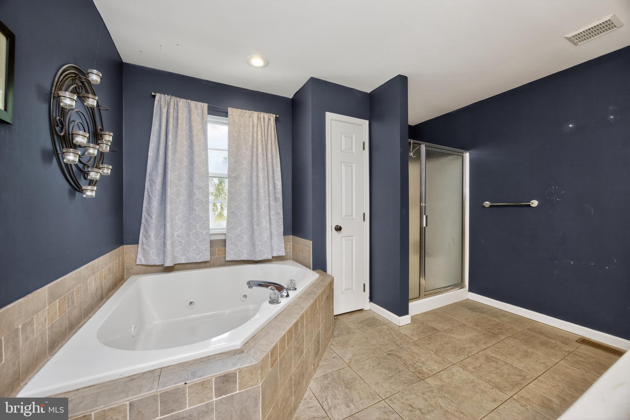 ROSECLIFF POINT - Residential