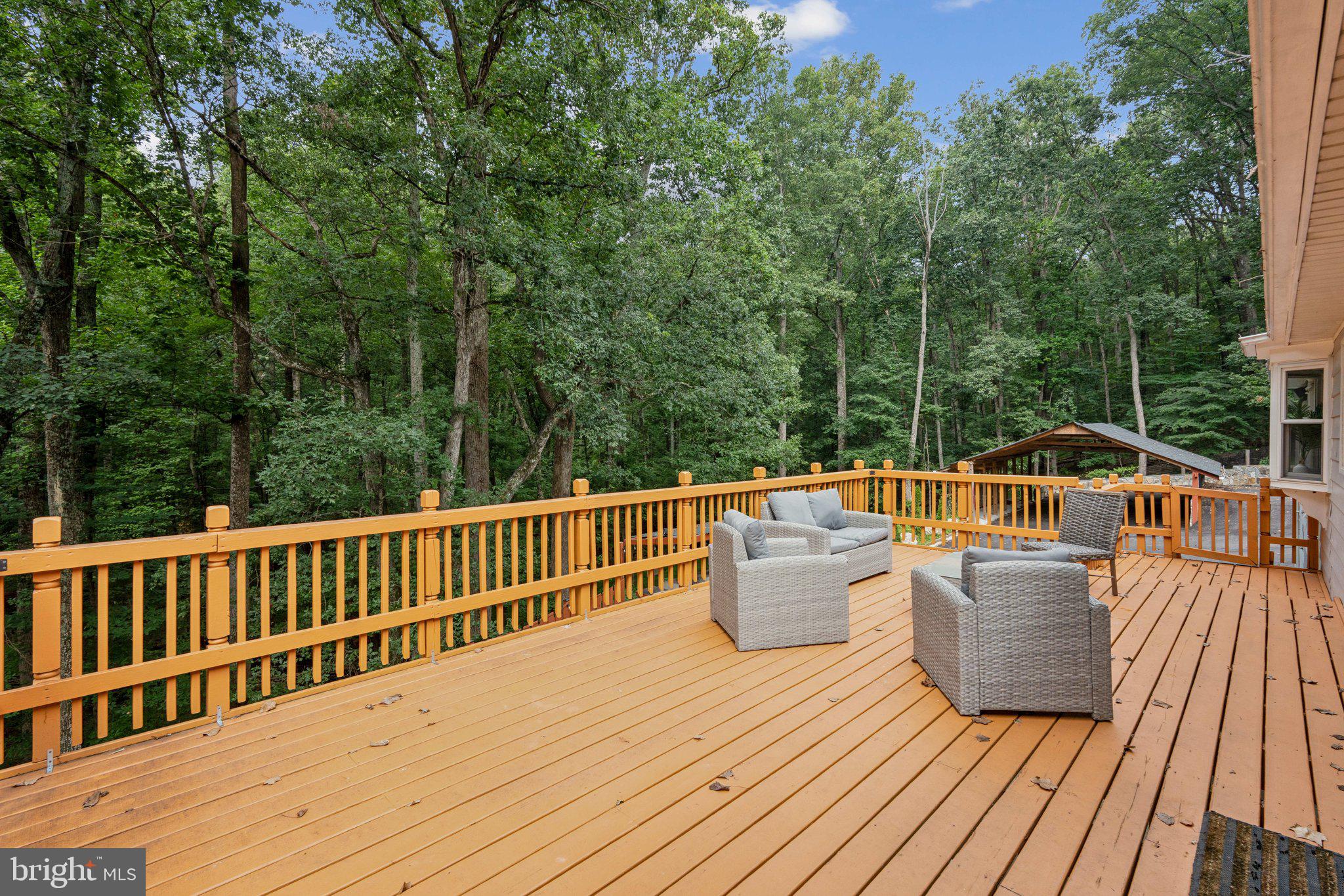 UPPER SENECA CREST - Residential