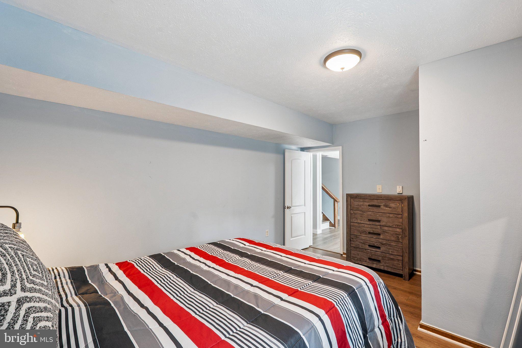 UPPER SENECA CREST - Residential