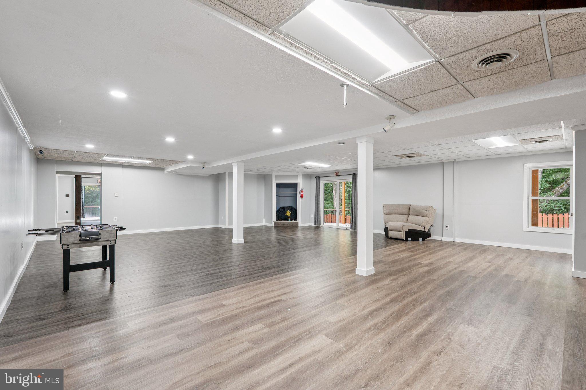 UPPER SENECA CREST - Residential