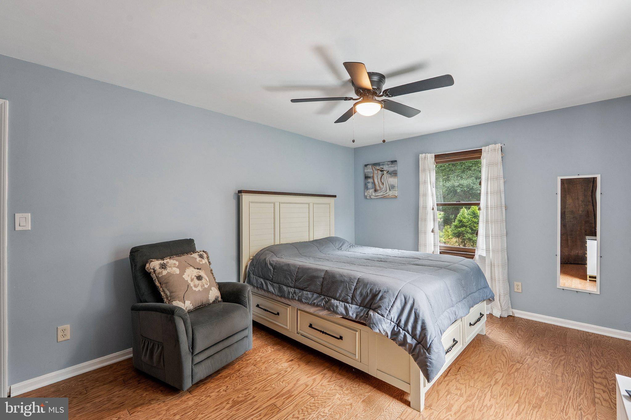 UPPER SENECA CREST - Residential