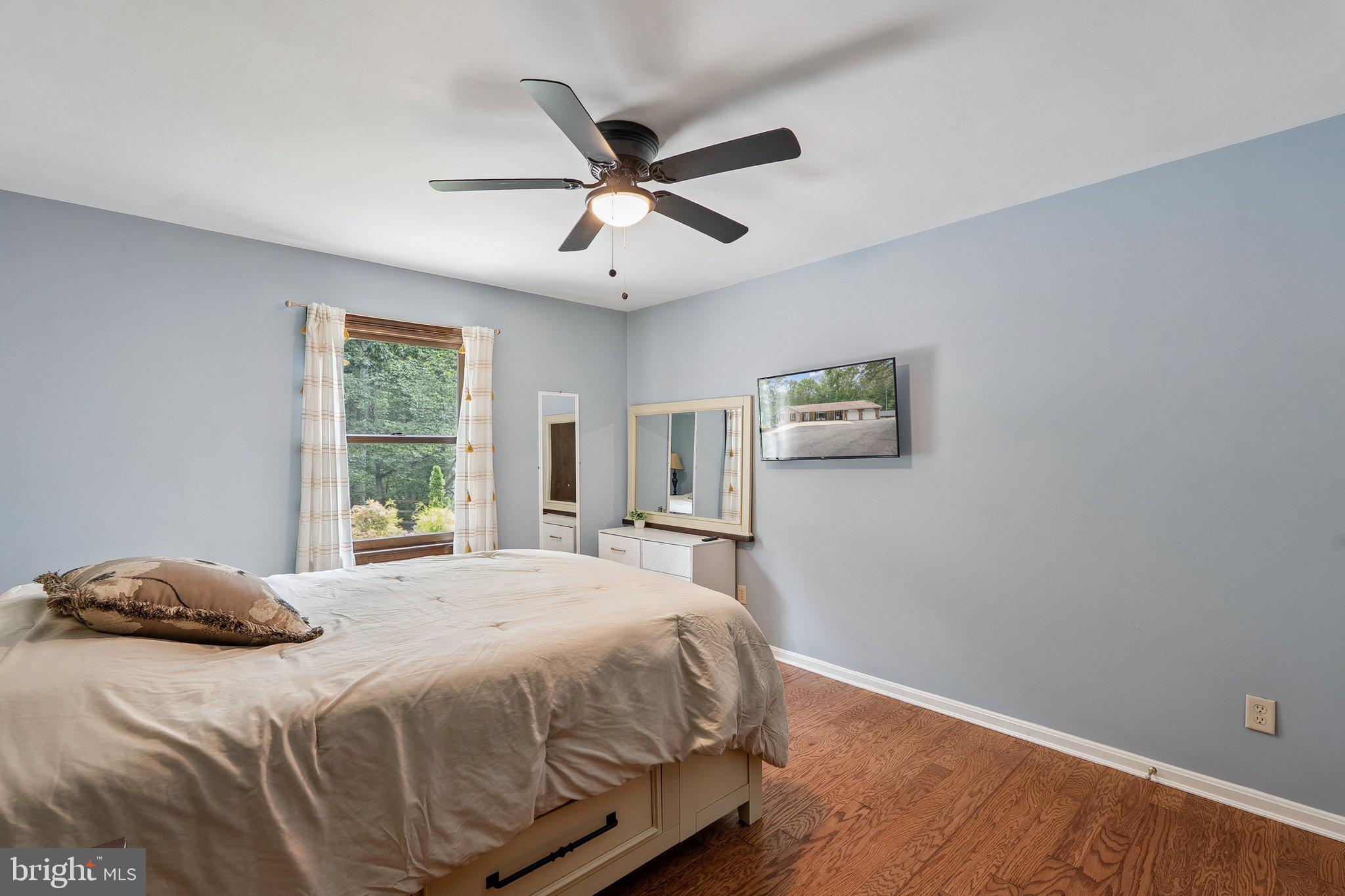 UPPER SENECA CREST - Residential