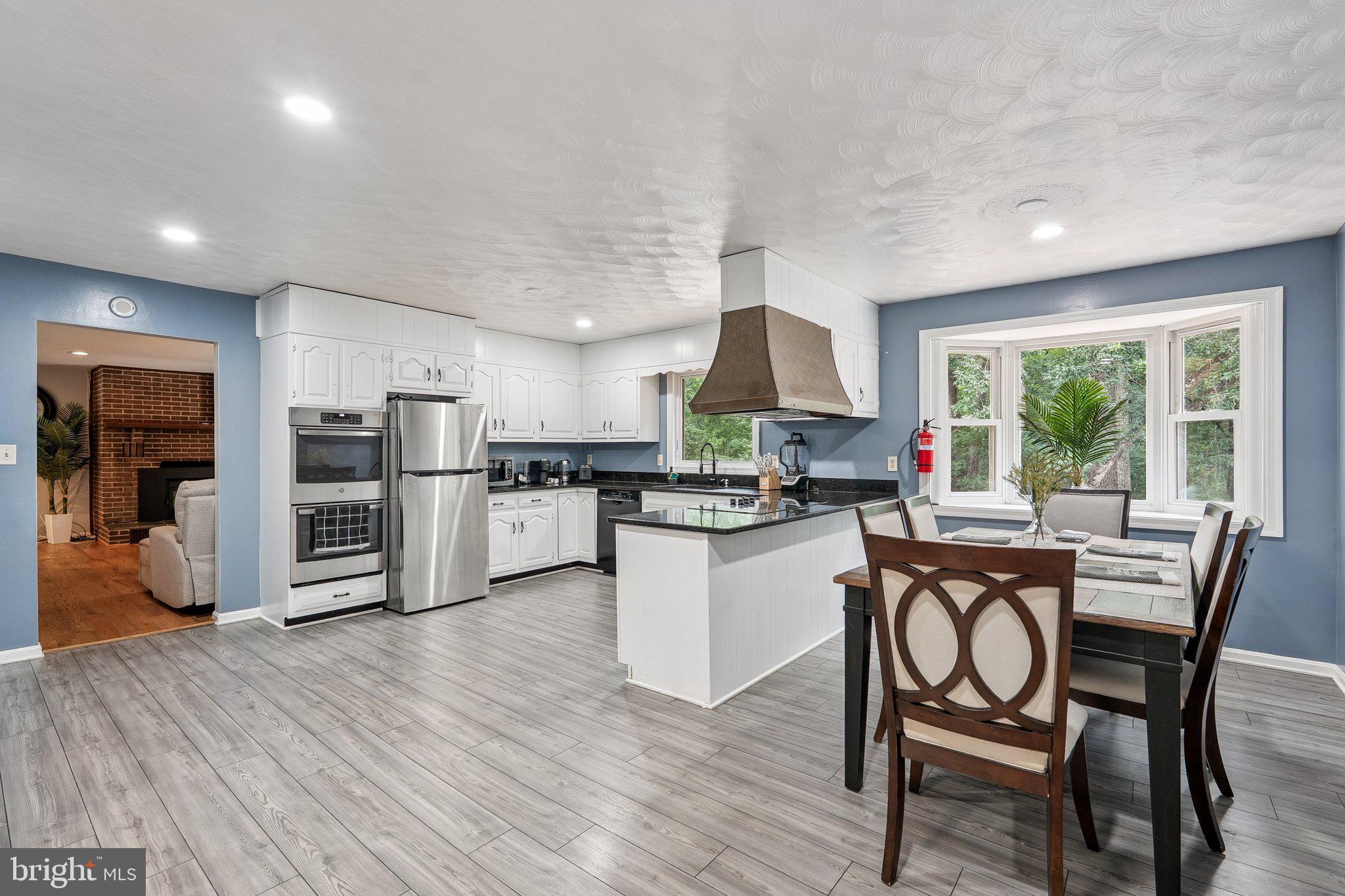 UPPER SENECA CREST - Residential