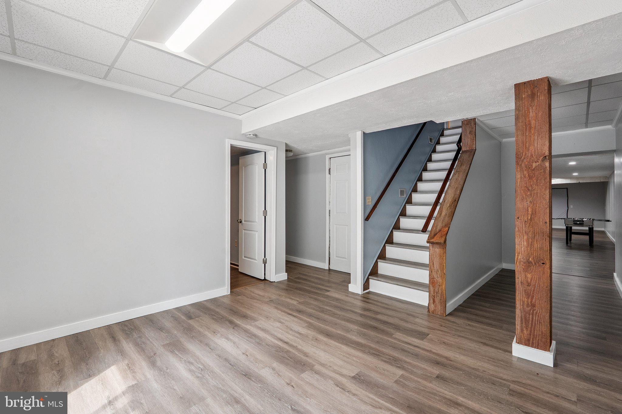 UPPER SENECA CREST - Residential