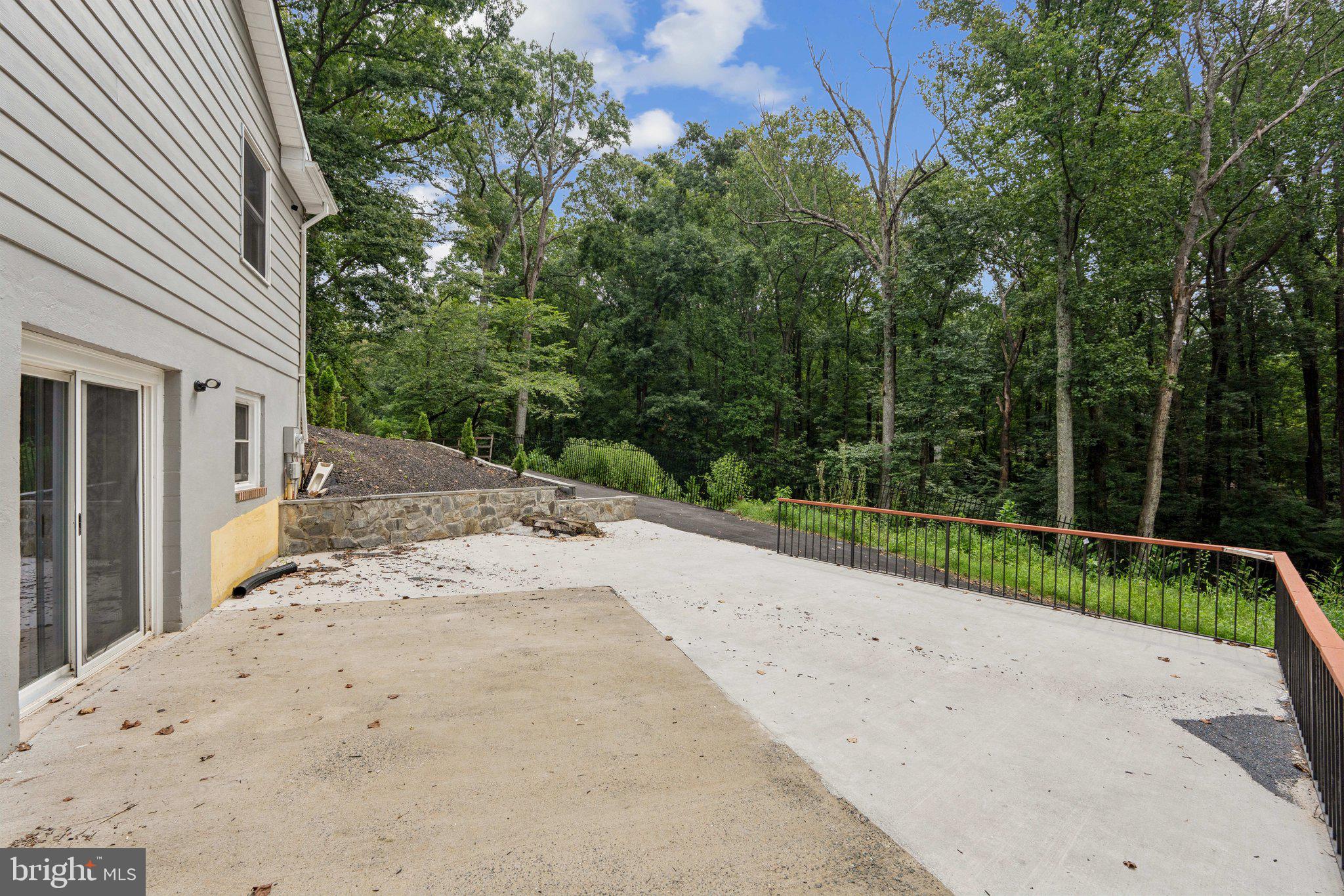 UPPER SENECA CREST - Residential